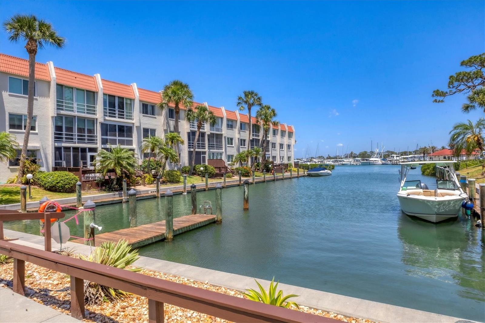 Image 54 of 100 For 220 Santa Maria Street 342