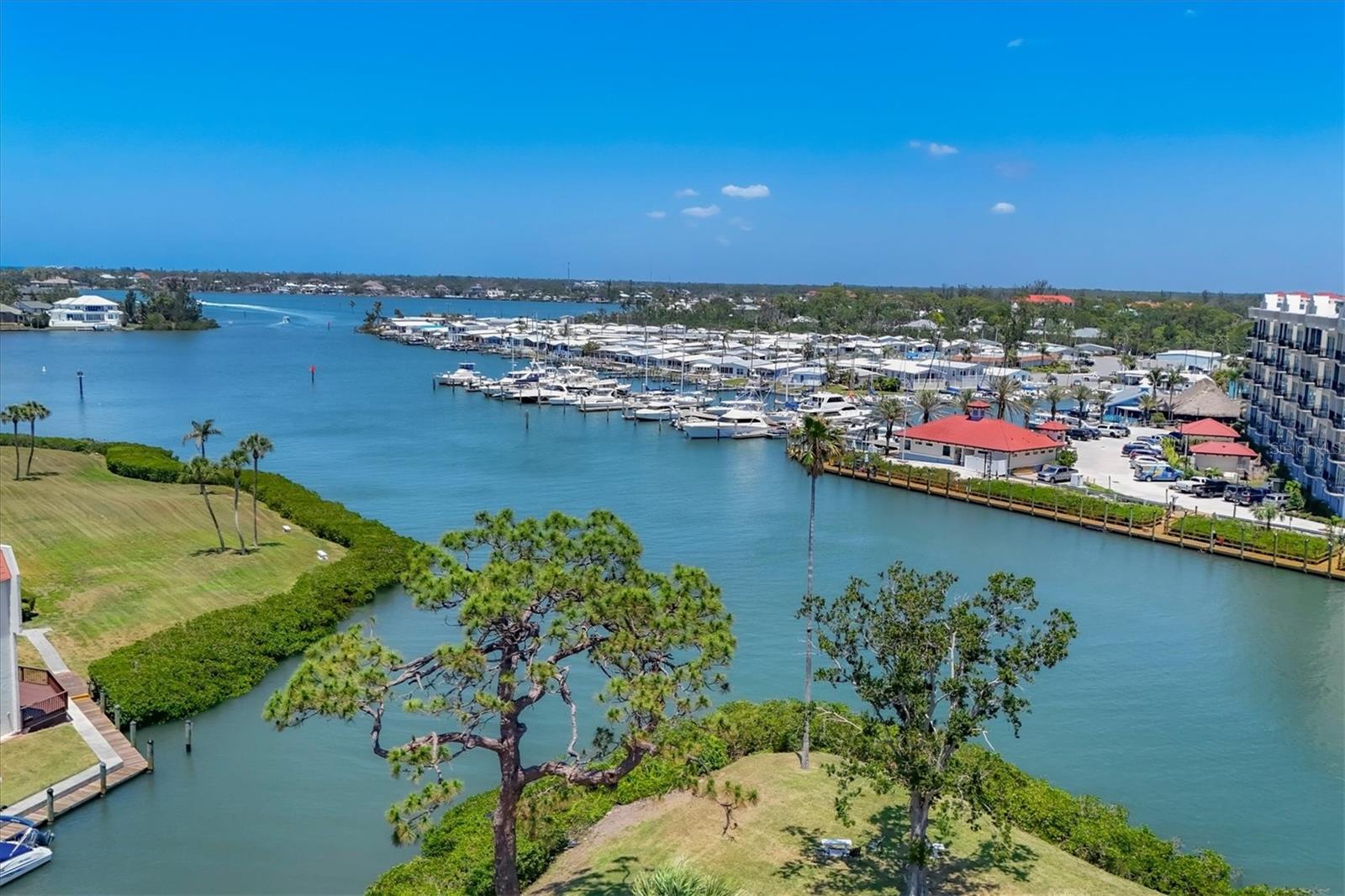 Image 69 of 100 For 220 Santa Maria Street 342