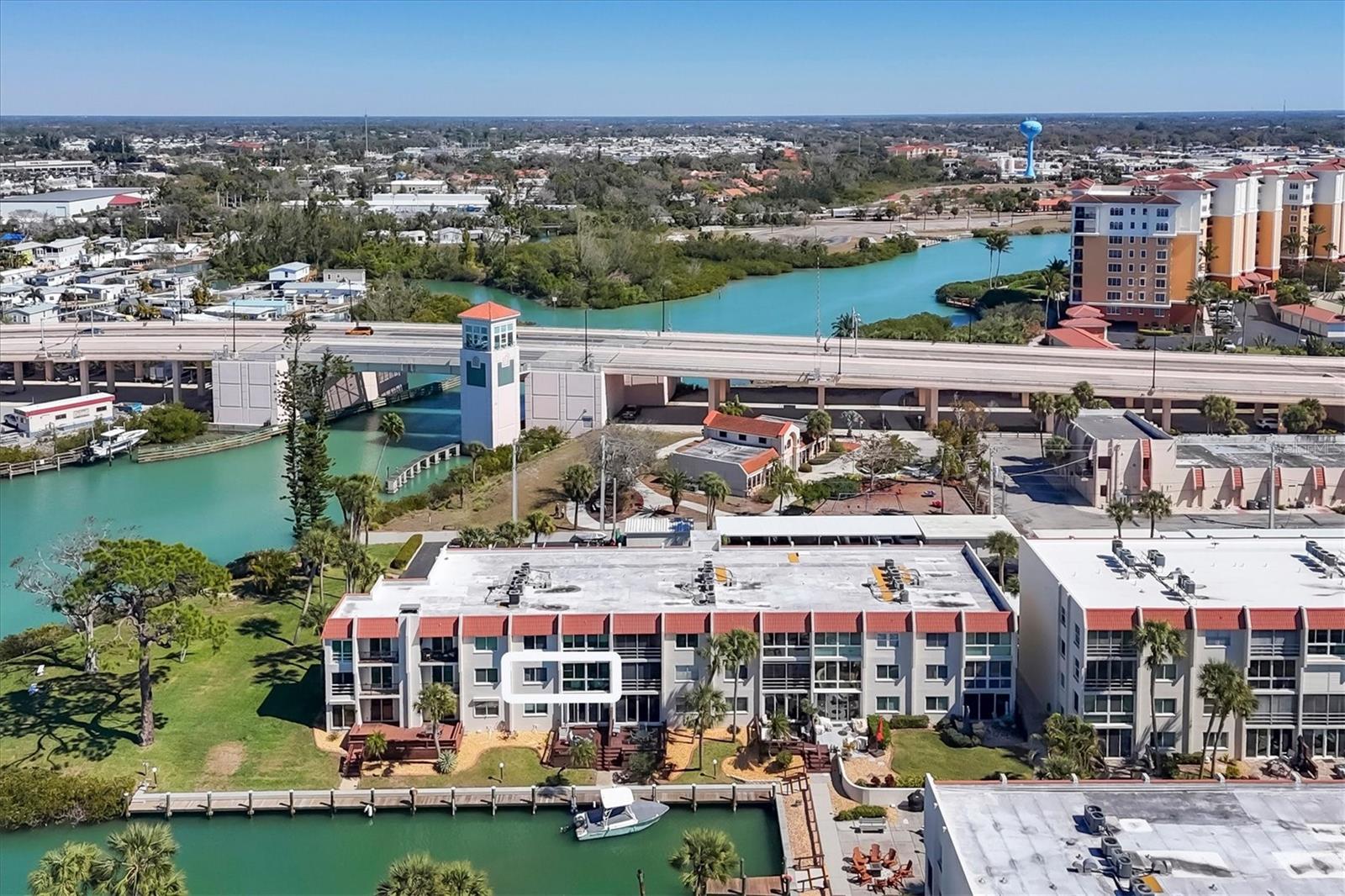 Image 71 of 100 For 220 Santa Maria Street 342