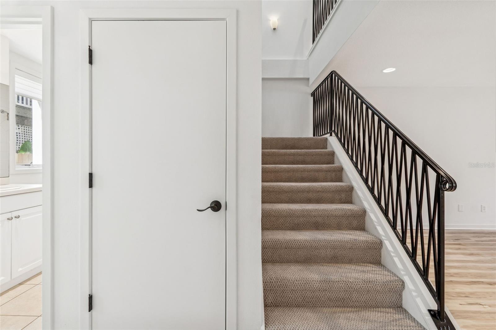 Image 30 of 39 For 1685 Laurel Street 3