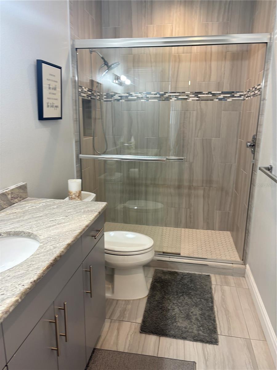 Image 15 of 31 For 1500 State Street 603