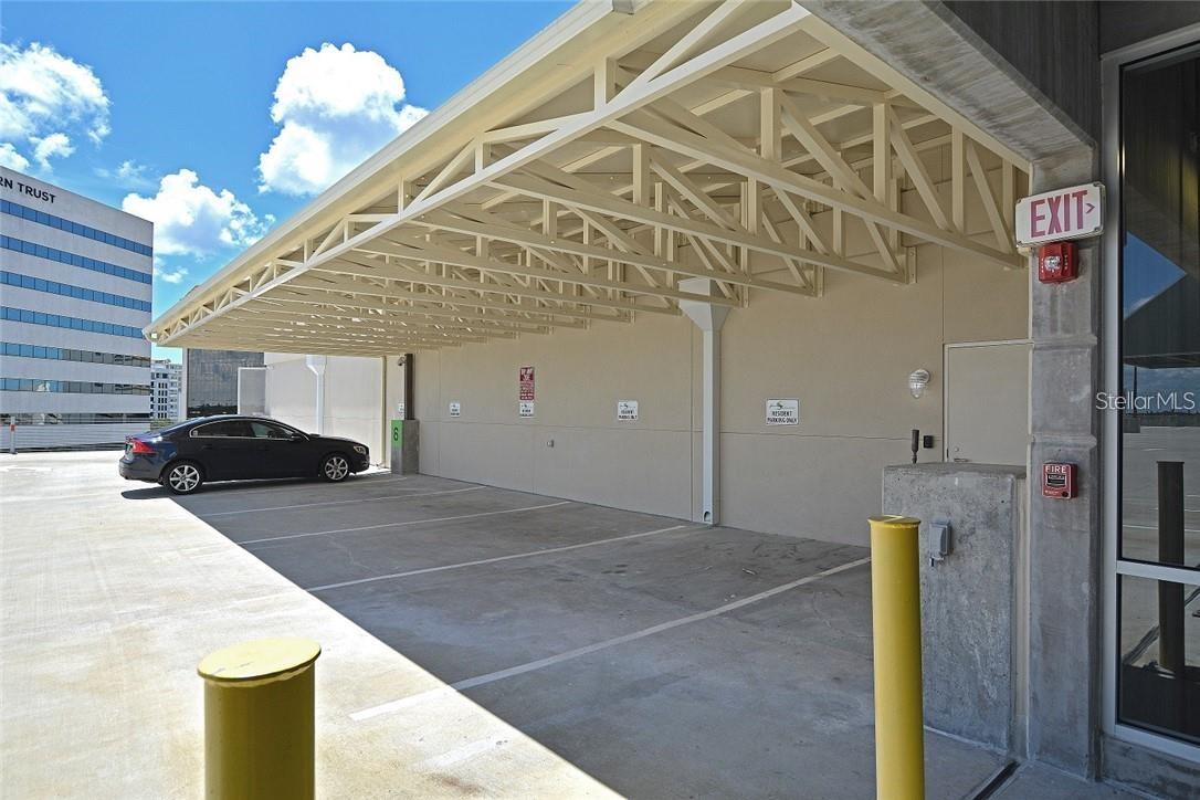 Image 17 of 31 For 1500 State Street 603