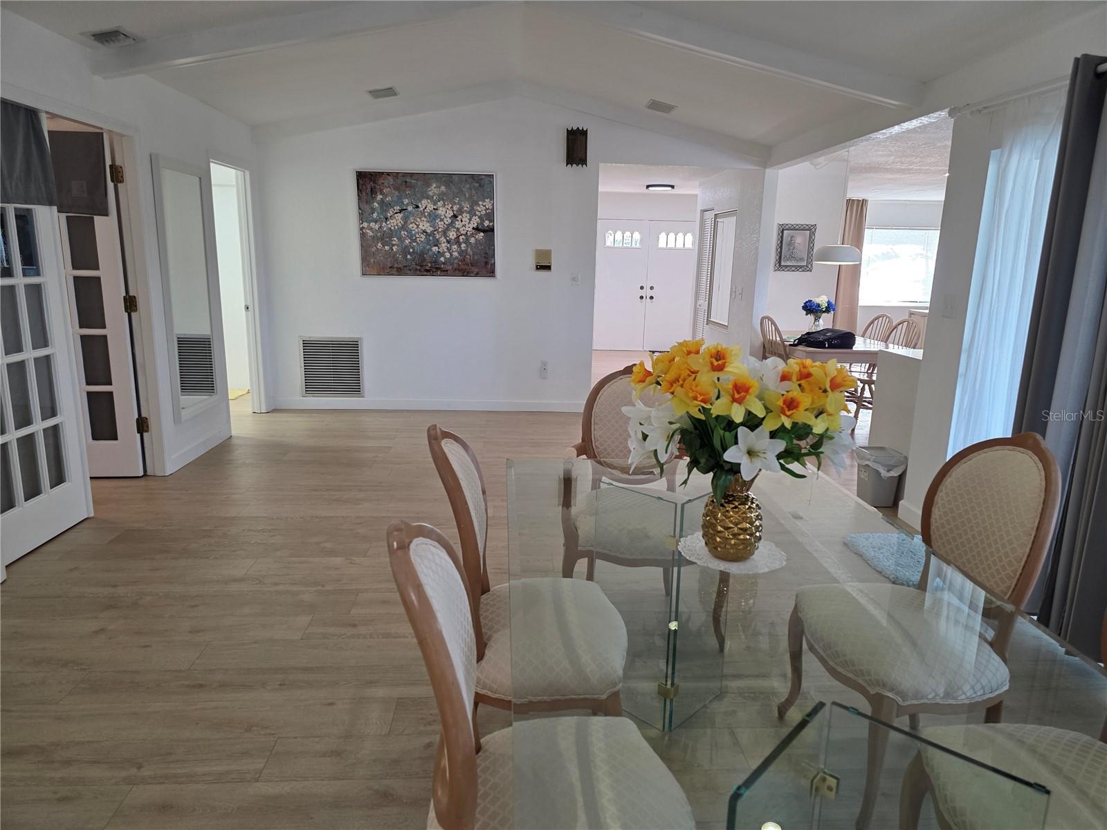 Image 12 of 19 For 3631 Avenida Madera