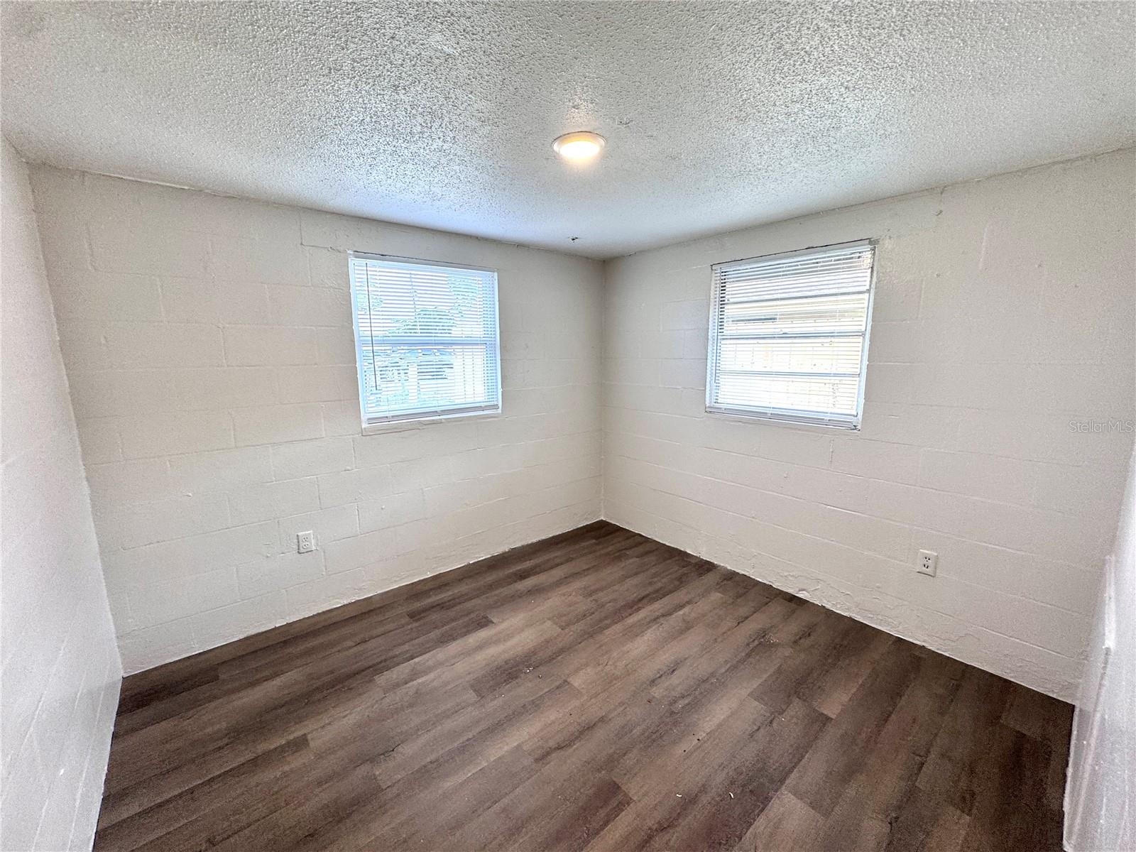 Image 10 of 13 For 116 12th Street W