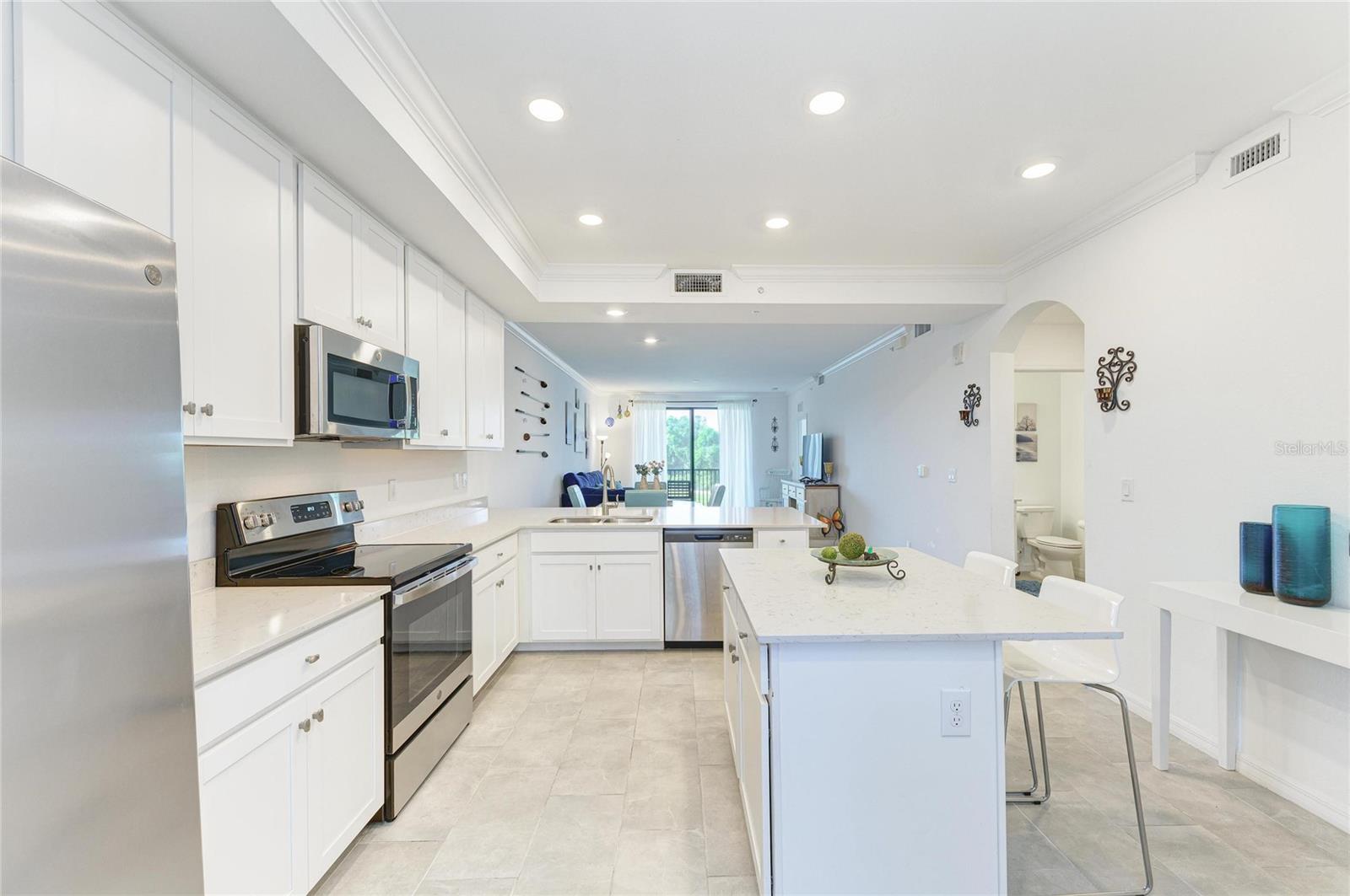 Image 17 of 75 For 18114 Gawthrop Drive 204