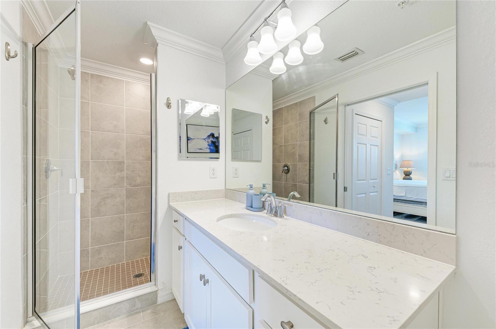 Image 26 of 75 For 18114 Gawthrop Drive 204