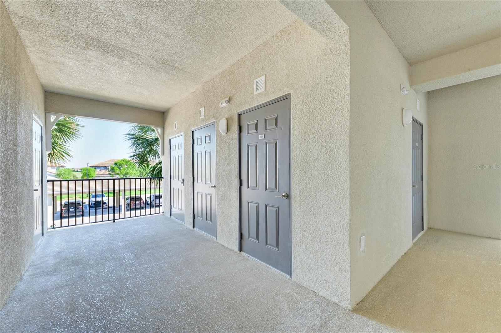 Image 42 of 75 For 18114 Gawthrop Drive 204