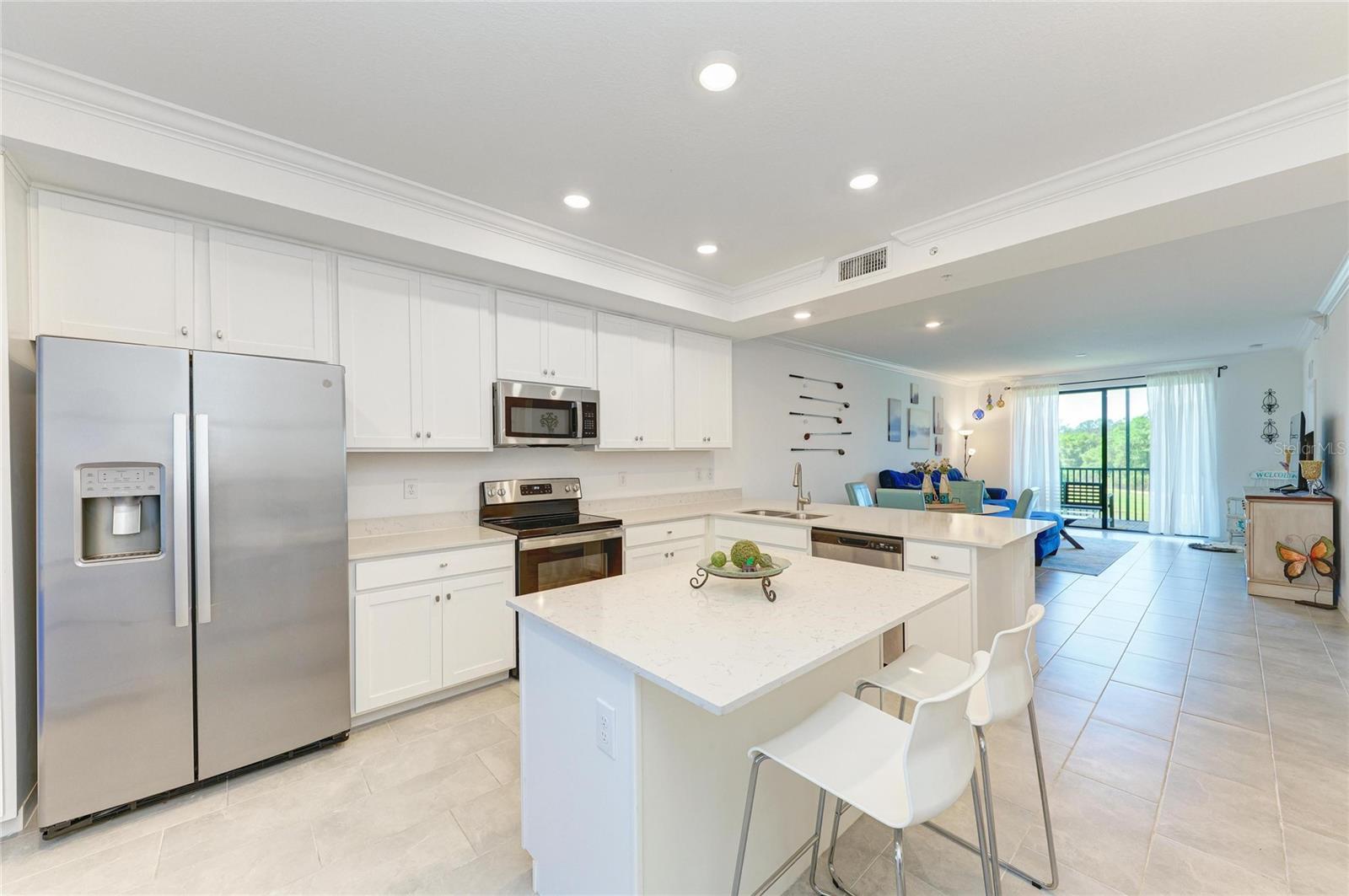 Image 5 of 75 For 18114 Gawthrop Drive 204