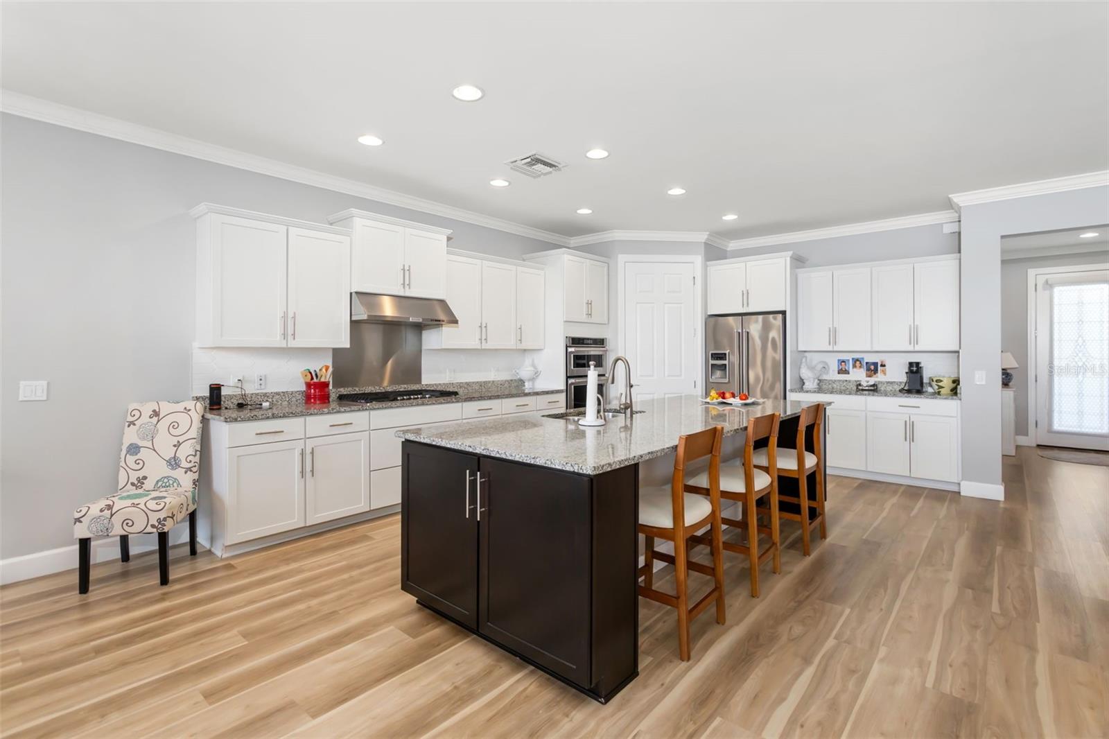 Image 10 of 71 For 16915 Loudon Place