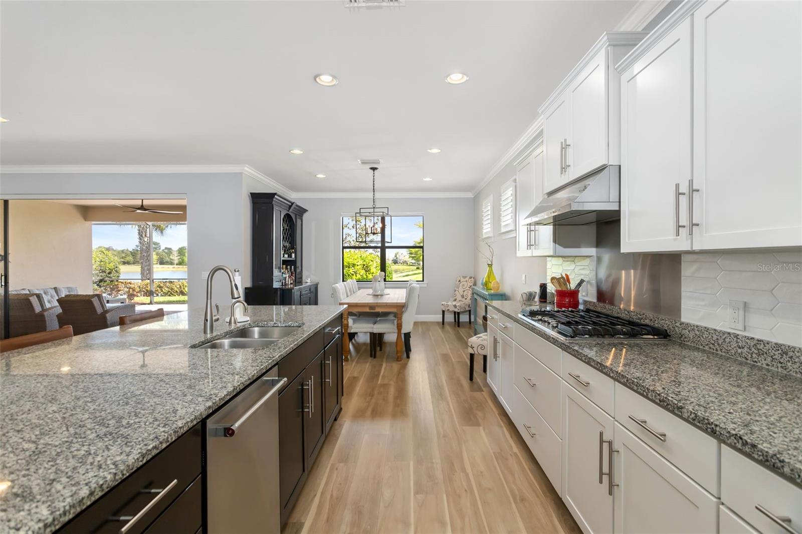 Image 12 of 71 For 16915 Loudon Place