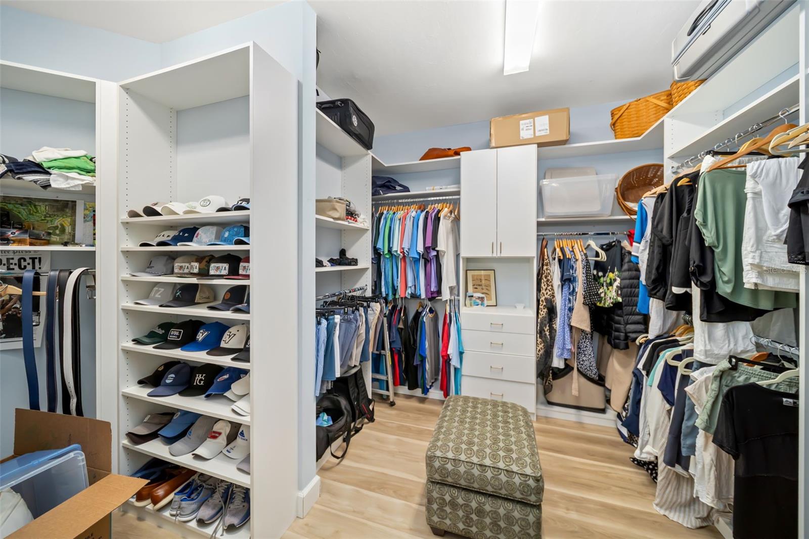 Image 14 of 71 For 16915 Loudon Place