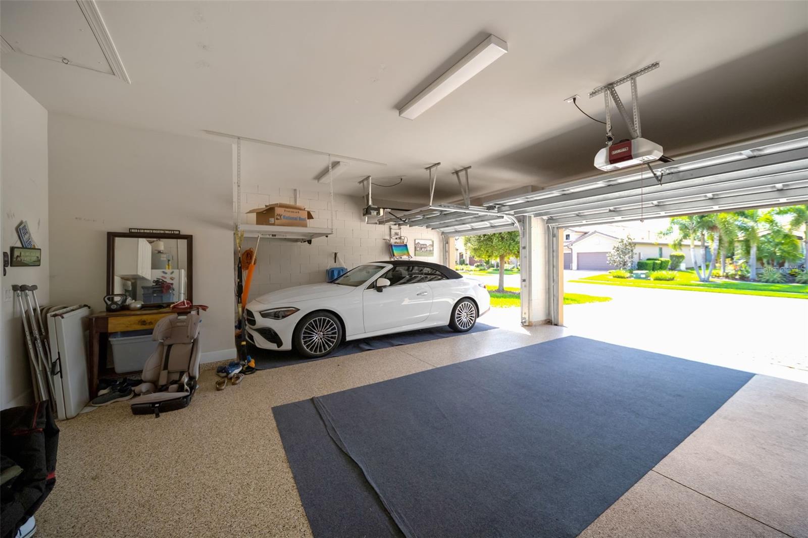 Image 16 of 71 For 16915 Loudon Place