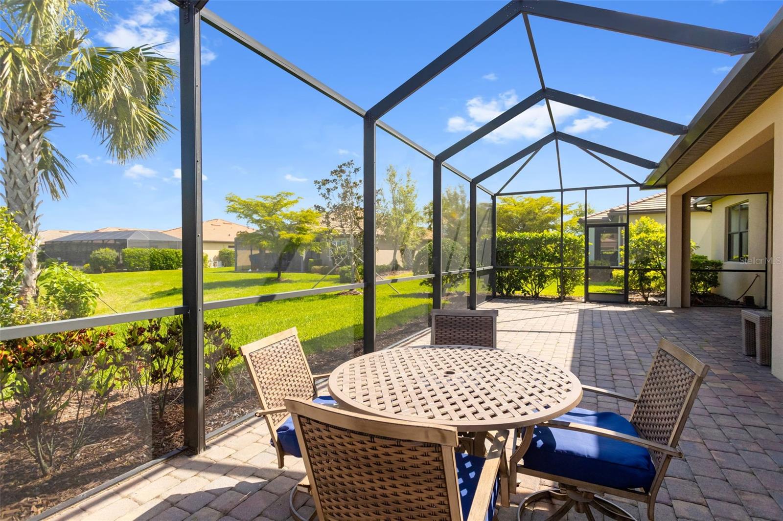 Image 17 of 71 For 16915 Loudon Place