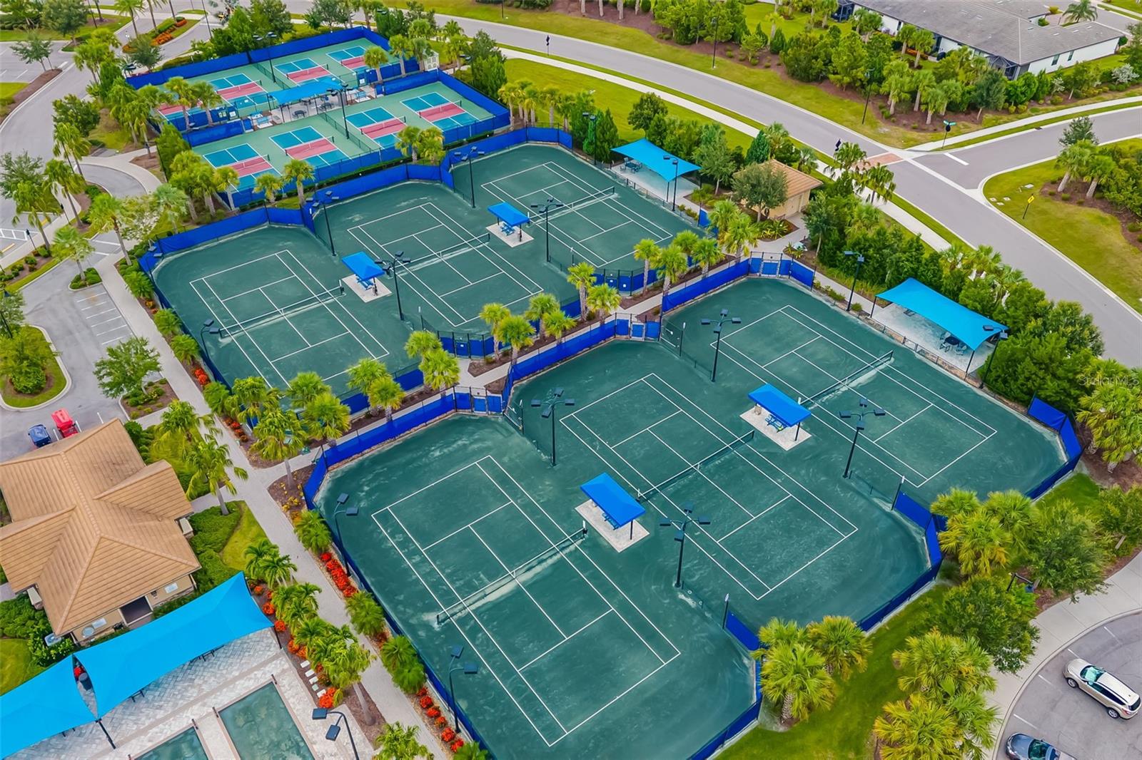 Image 26 of 71 For 16915 Loudon Place