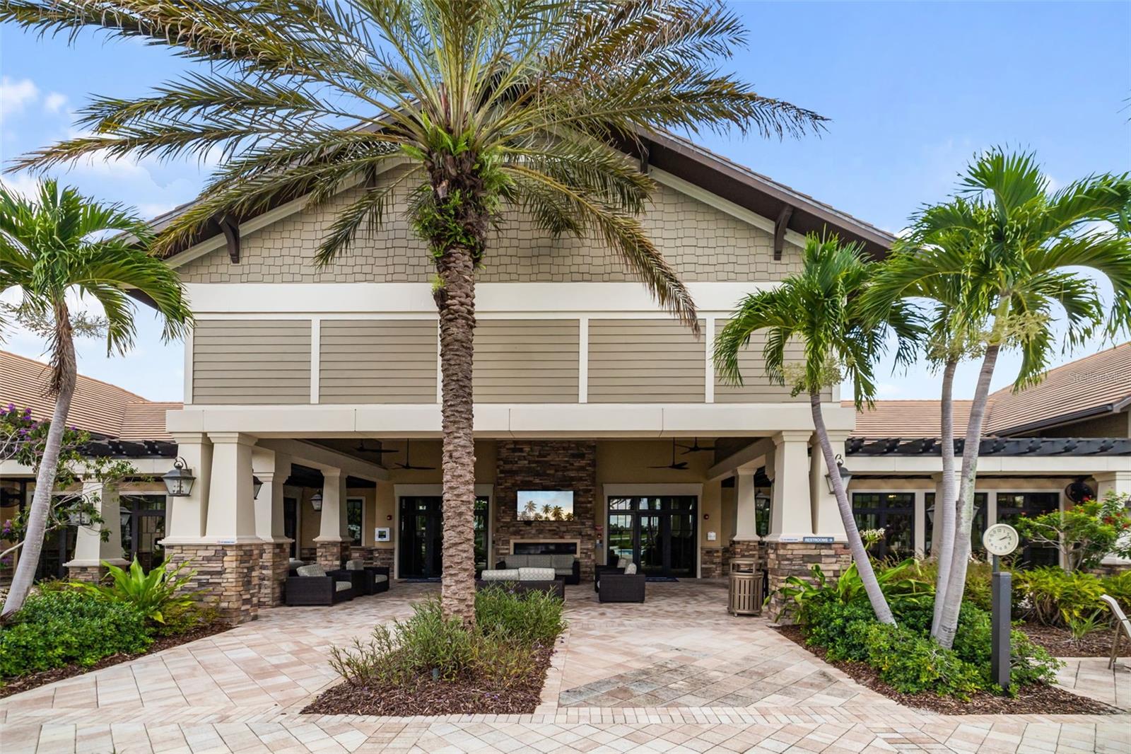 Image 36 of 71 For 16915 Loudon Place