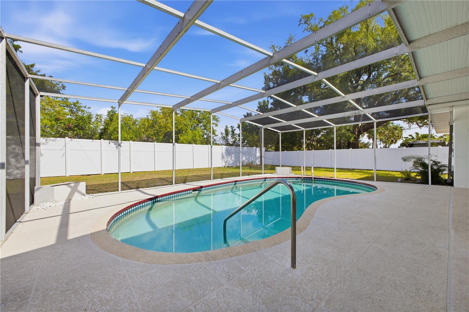 Image 24 of 26 For 2612 Botany Avenue