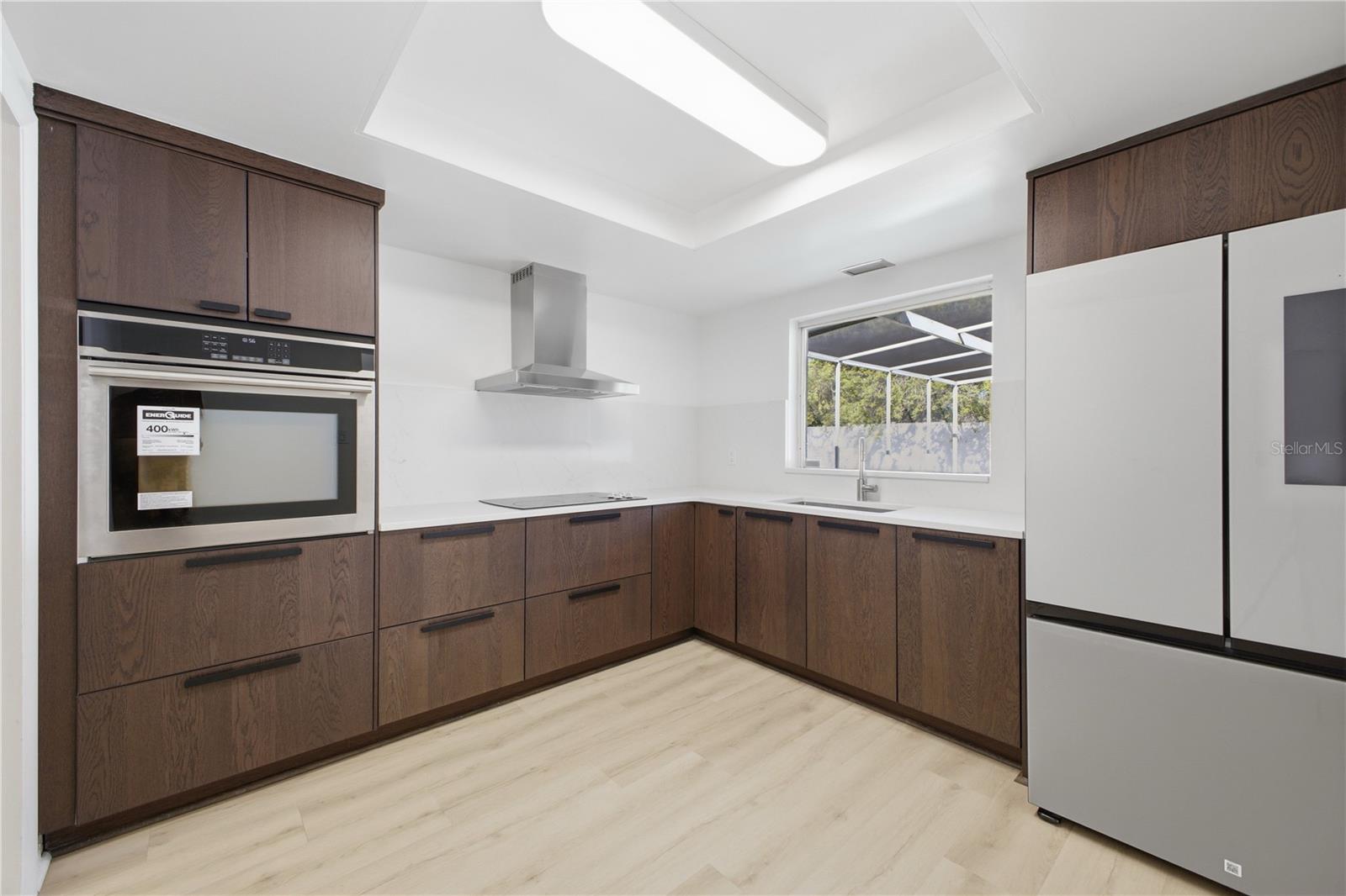 Image 7 of 26 For 2612 Botany Avenue