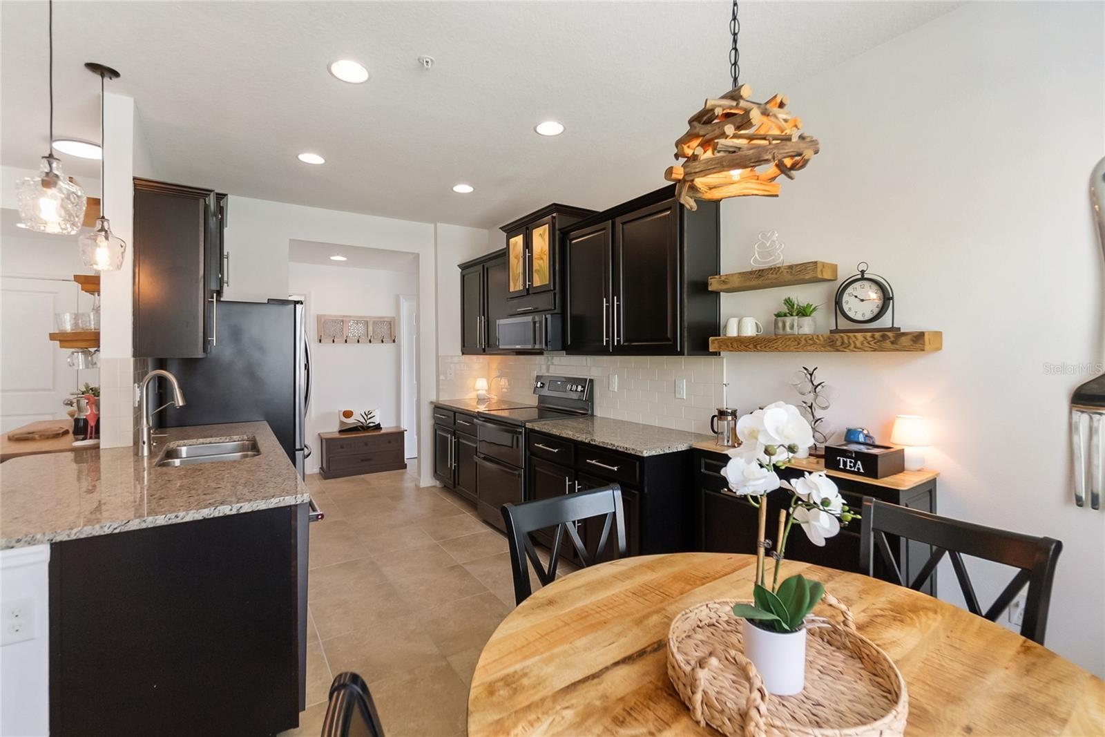 Image 10 of 38 For 8342 Enclave Way 102