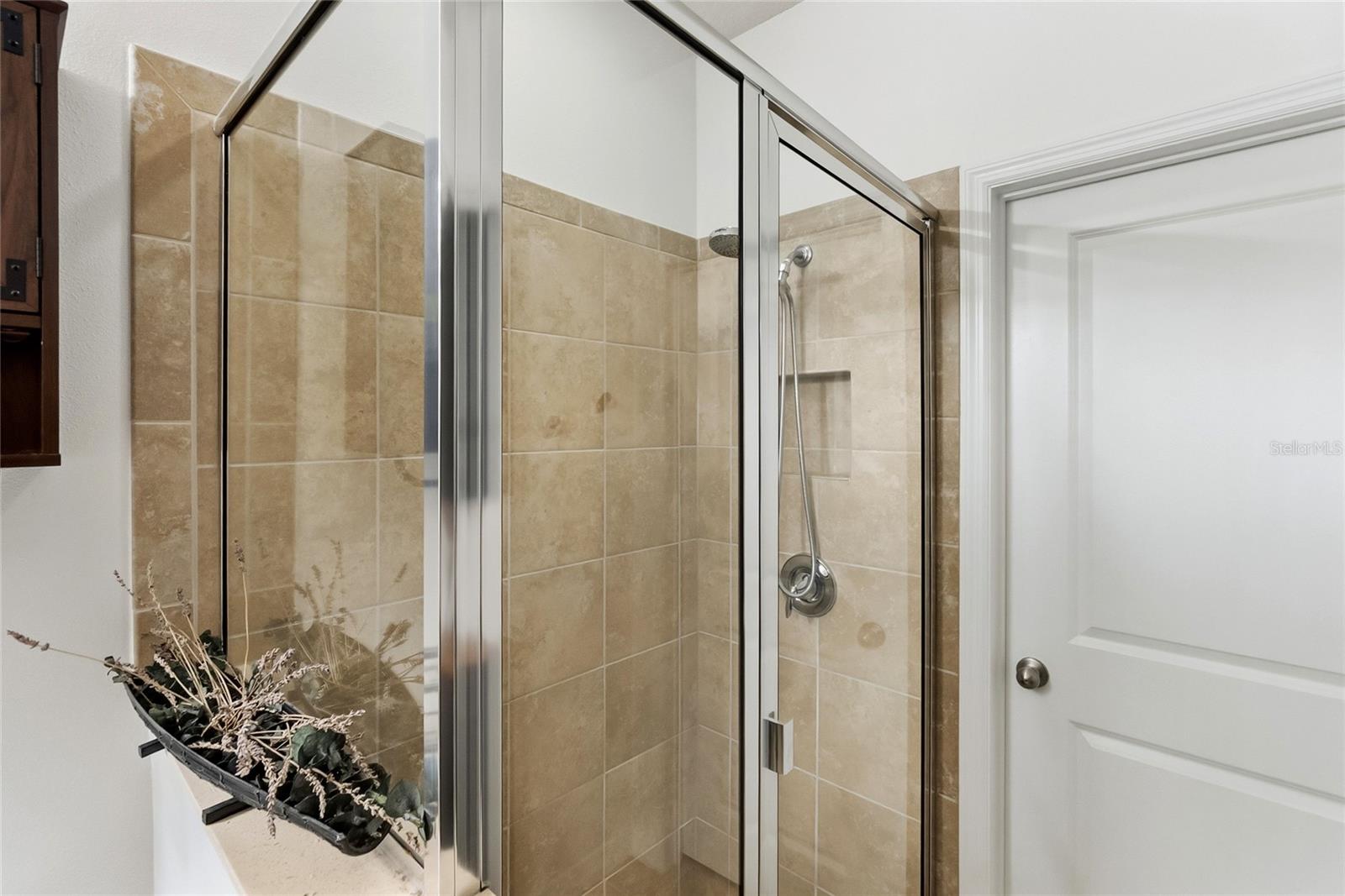 Image 22 of 38 For 8342 Enclave Way 102