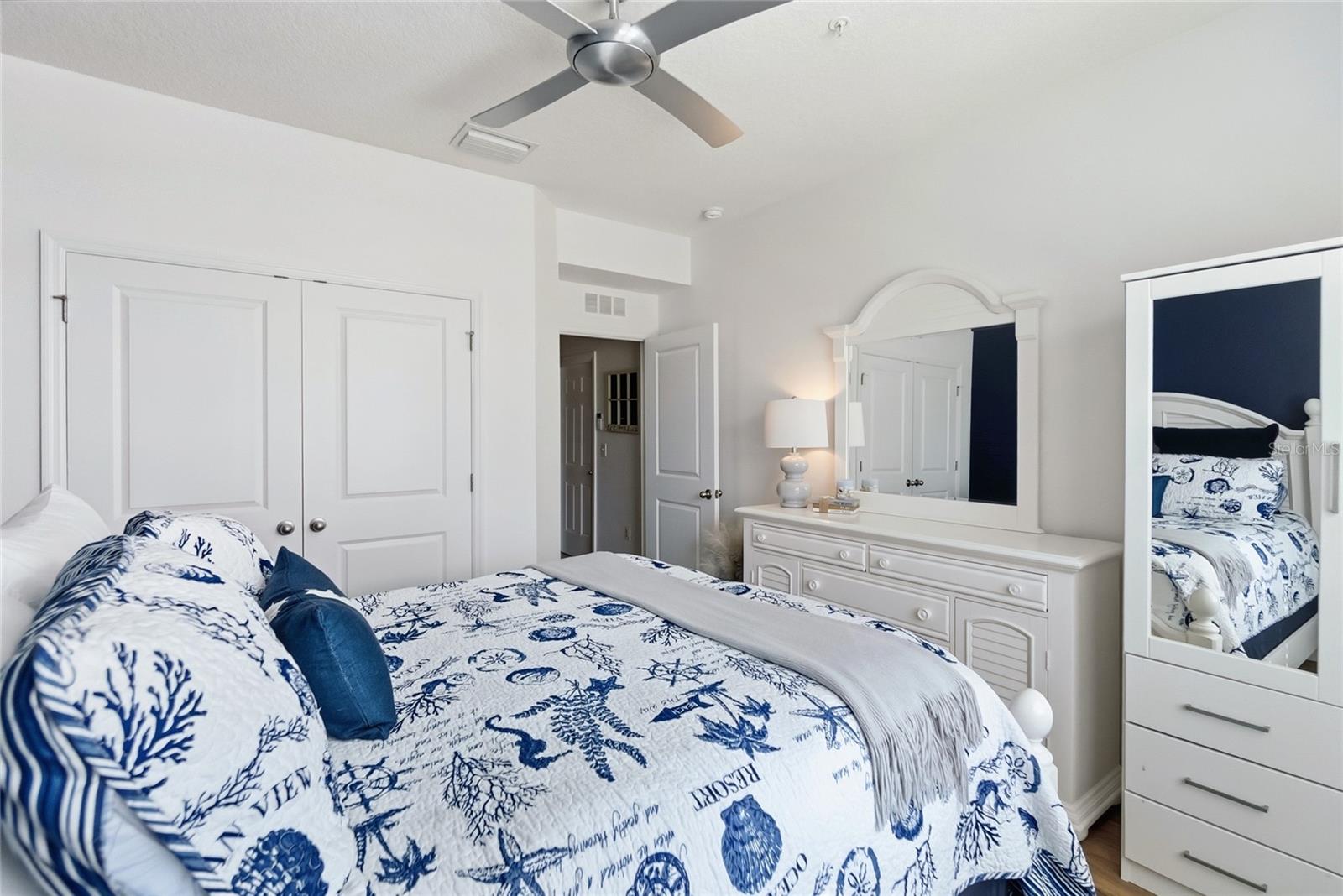 Image 26 of 38 For 8342 Enclave Way 102