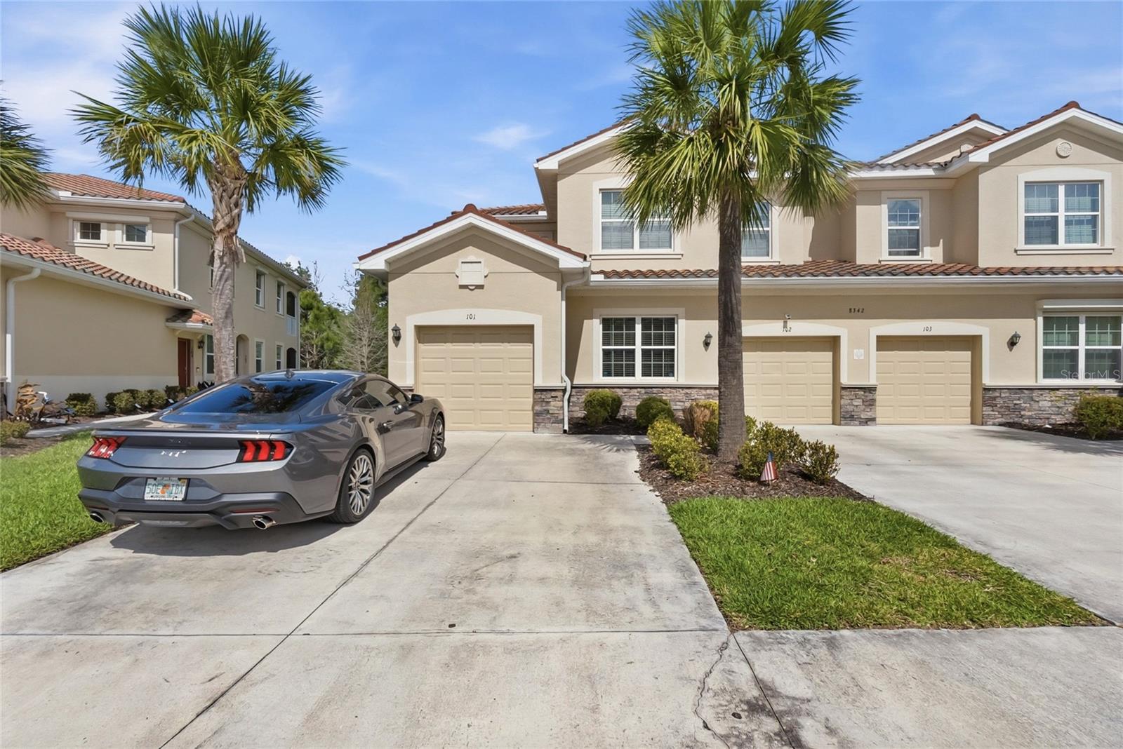 Image 31 of 38 For 8342 Enclave Way 102