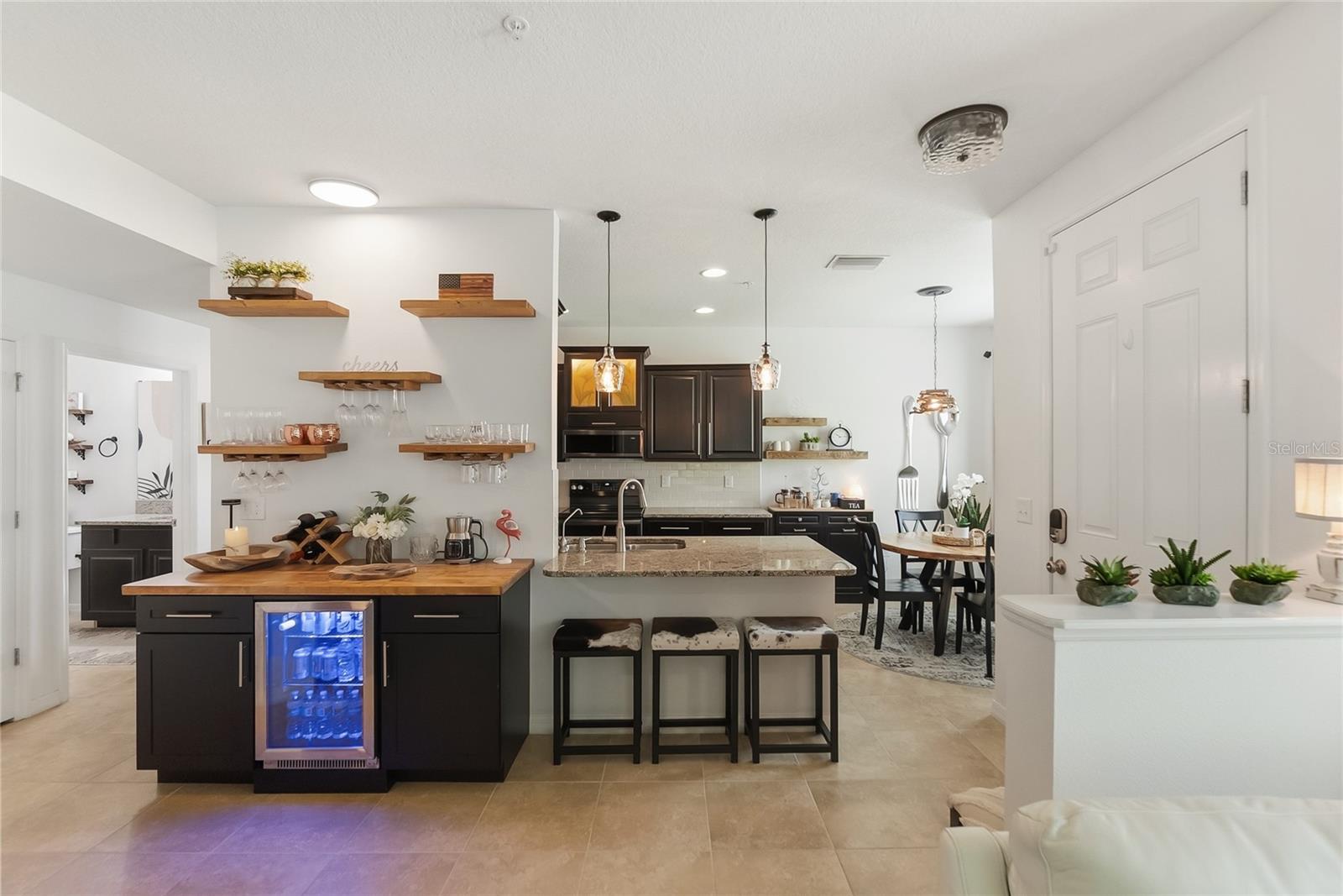 Image 6 of 38 For 8342 Enclave Way 102