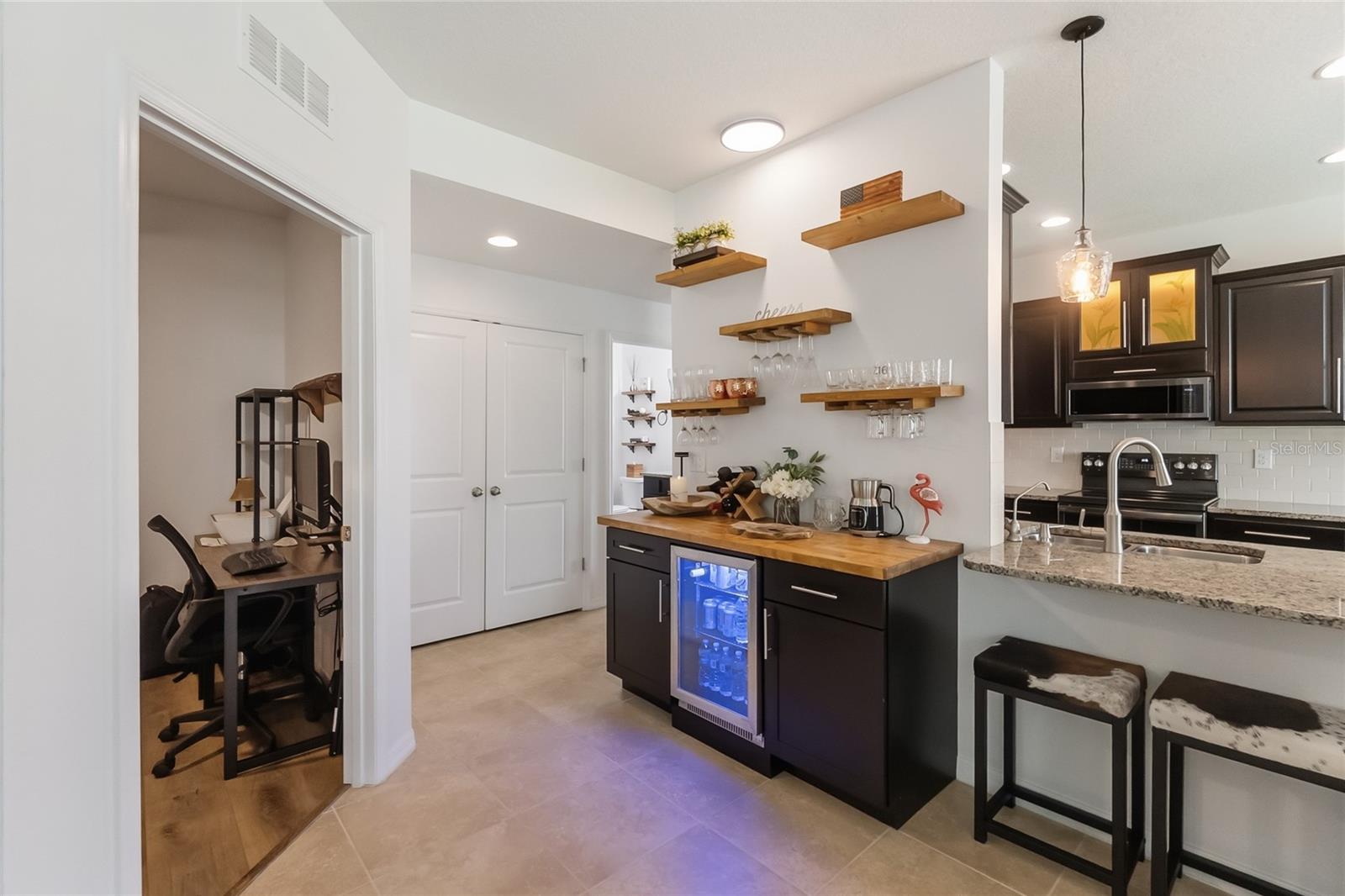 Image 7 of 38 For 8342 Enclave Way 102