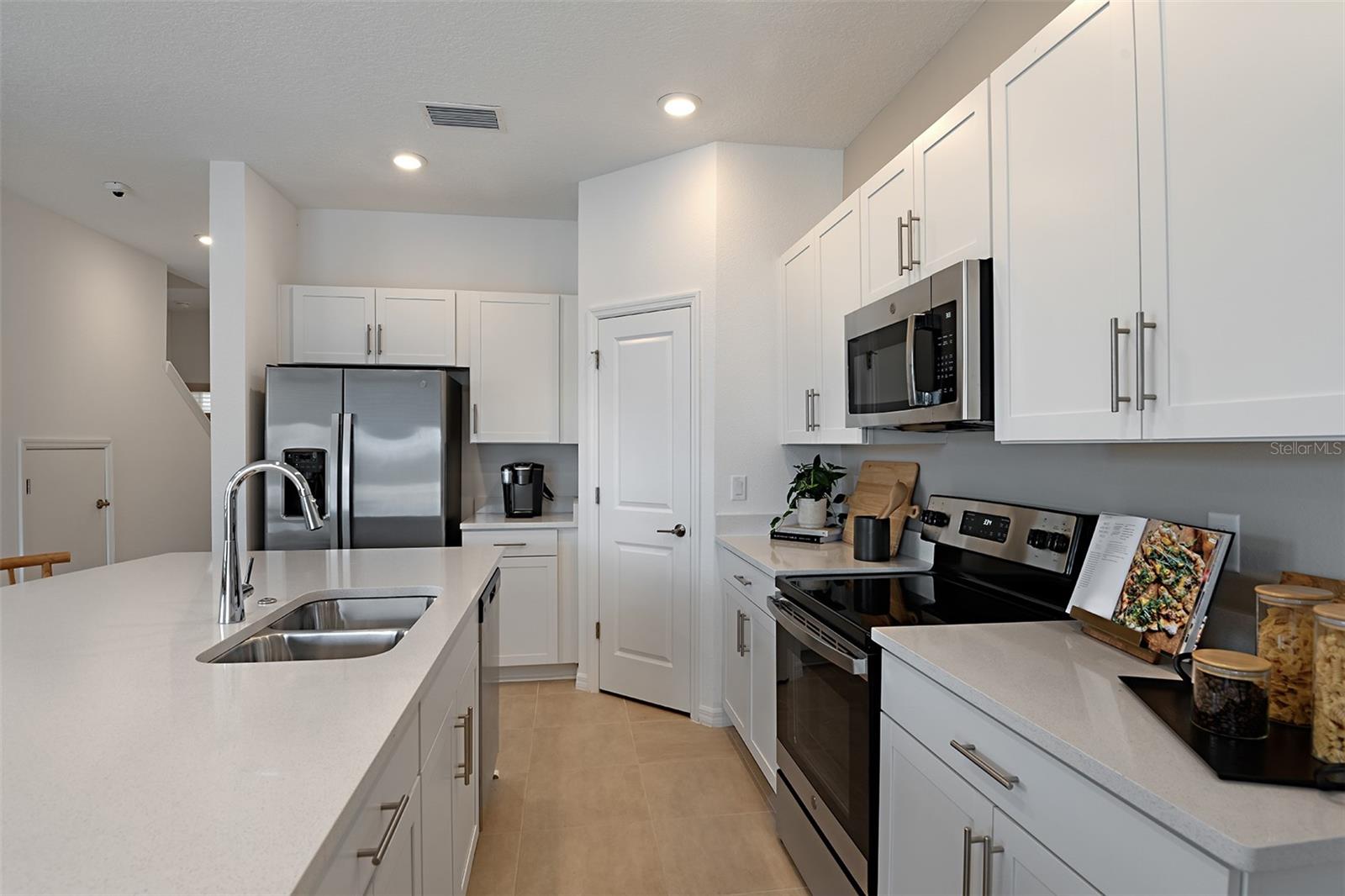 Image 7 of 57 For 5821 Biscotti Street