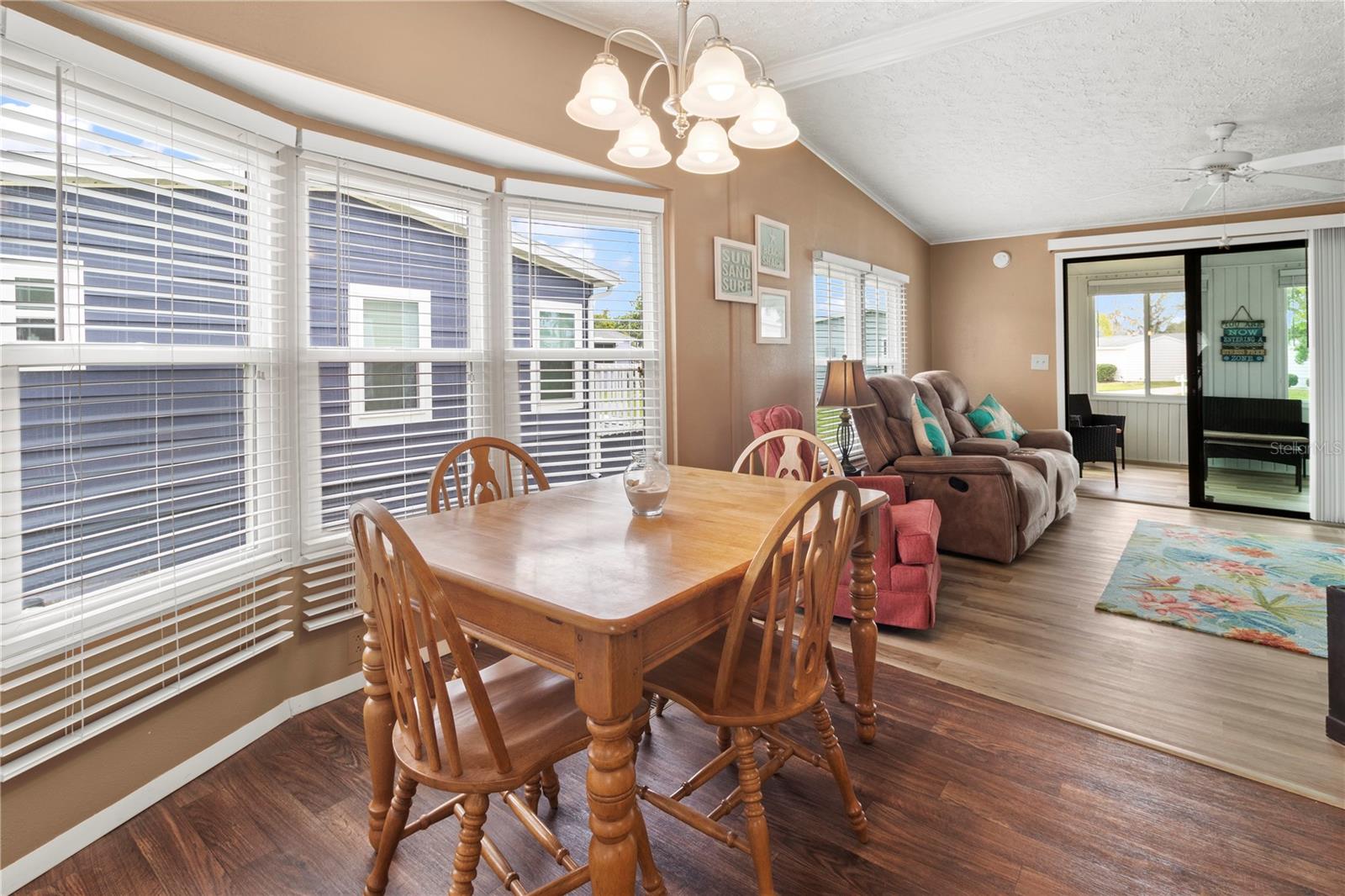 Image 13 of 50 For 95 Wood Owl Avenue