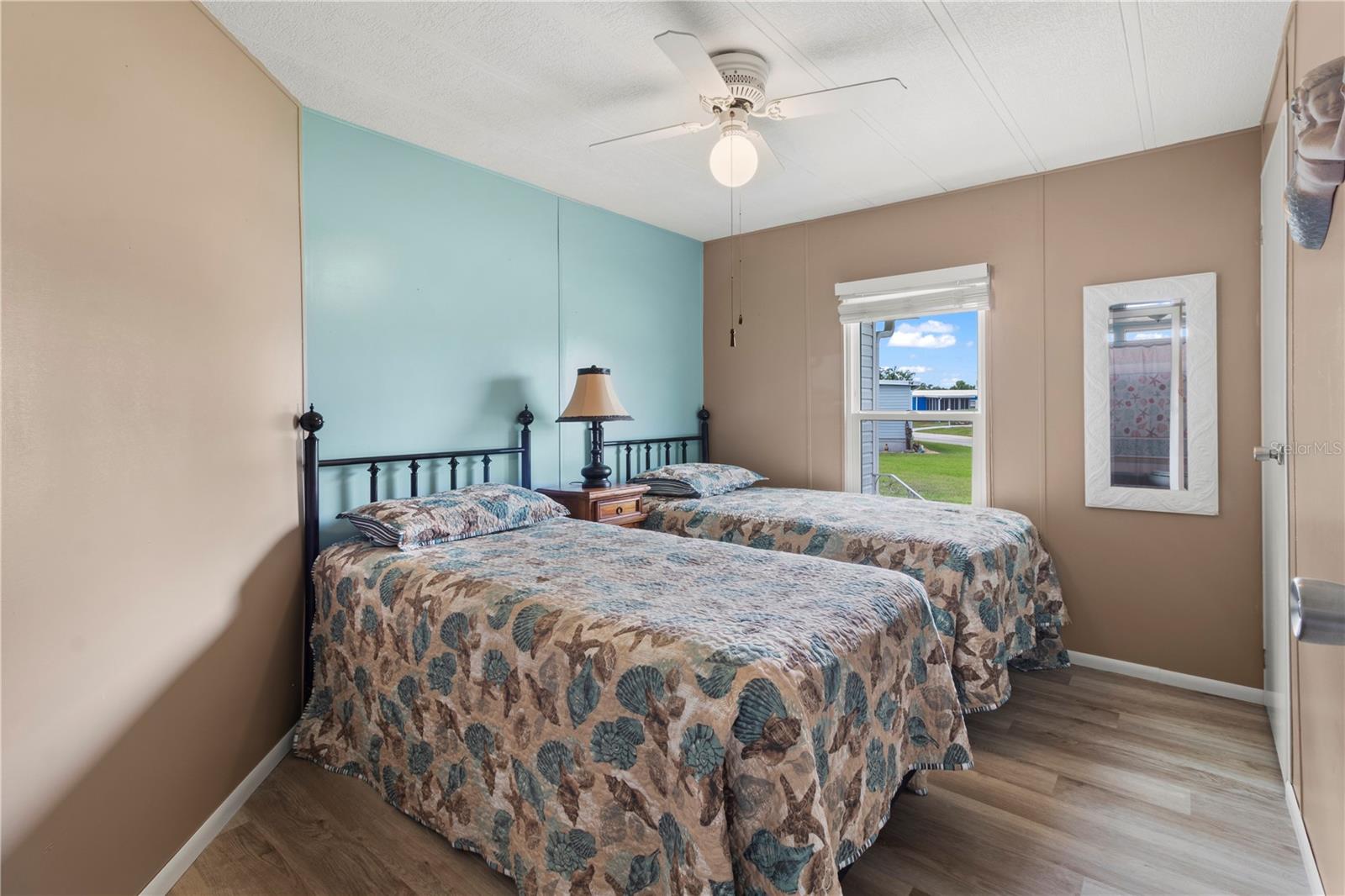 Image 22 of 50 For 95 Wood Owl Avenue