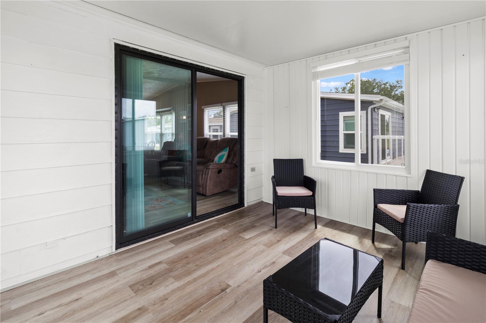 Image 27 of 50 For 95 Wood Owl Avenue