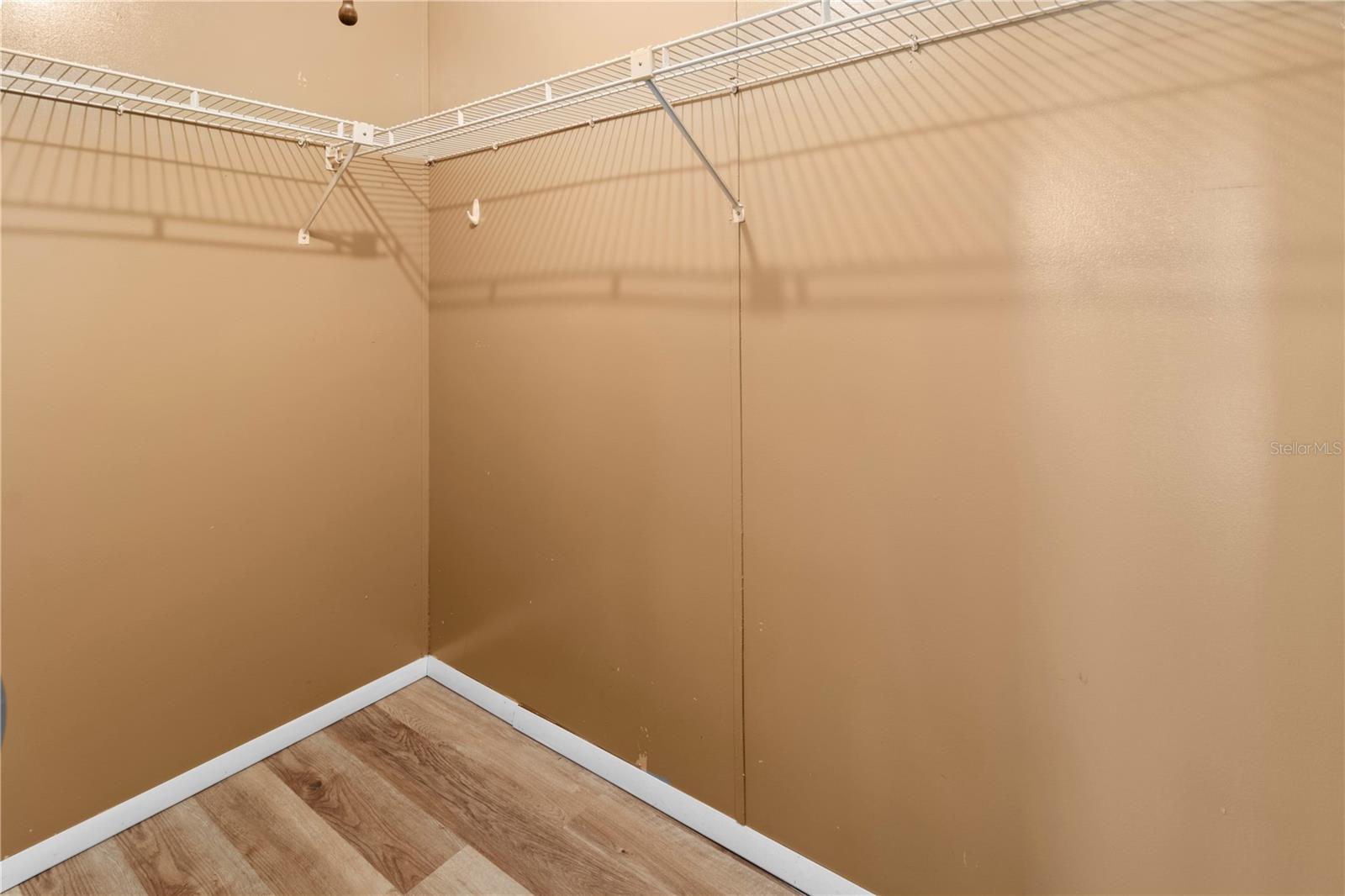 Image 29 of 50 For 95 Wood Owl Avenue