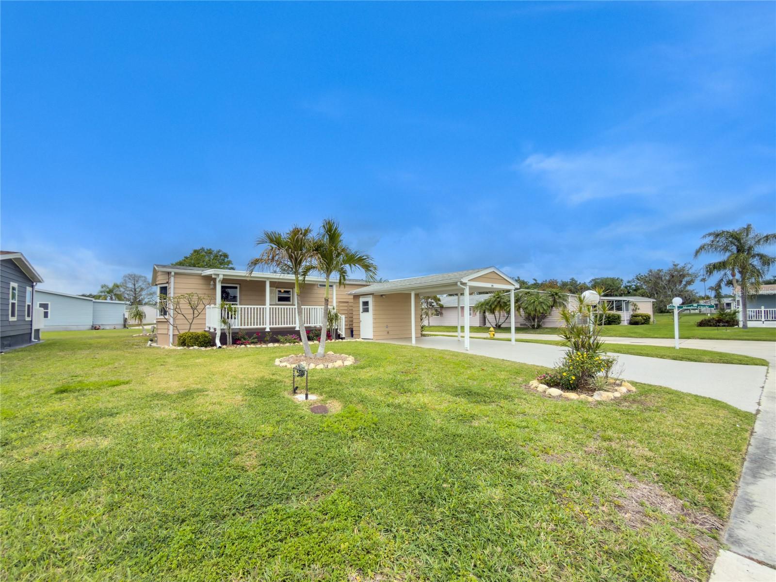 Image 32 of 50 For 95 Wood Owl Avenue