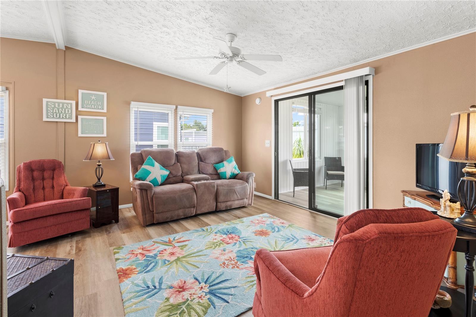 Image 9 of 50 For 95 Wood Owl Avenue