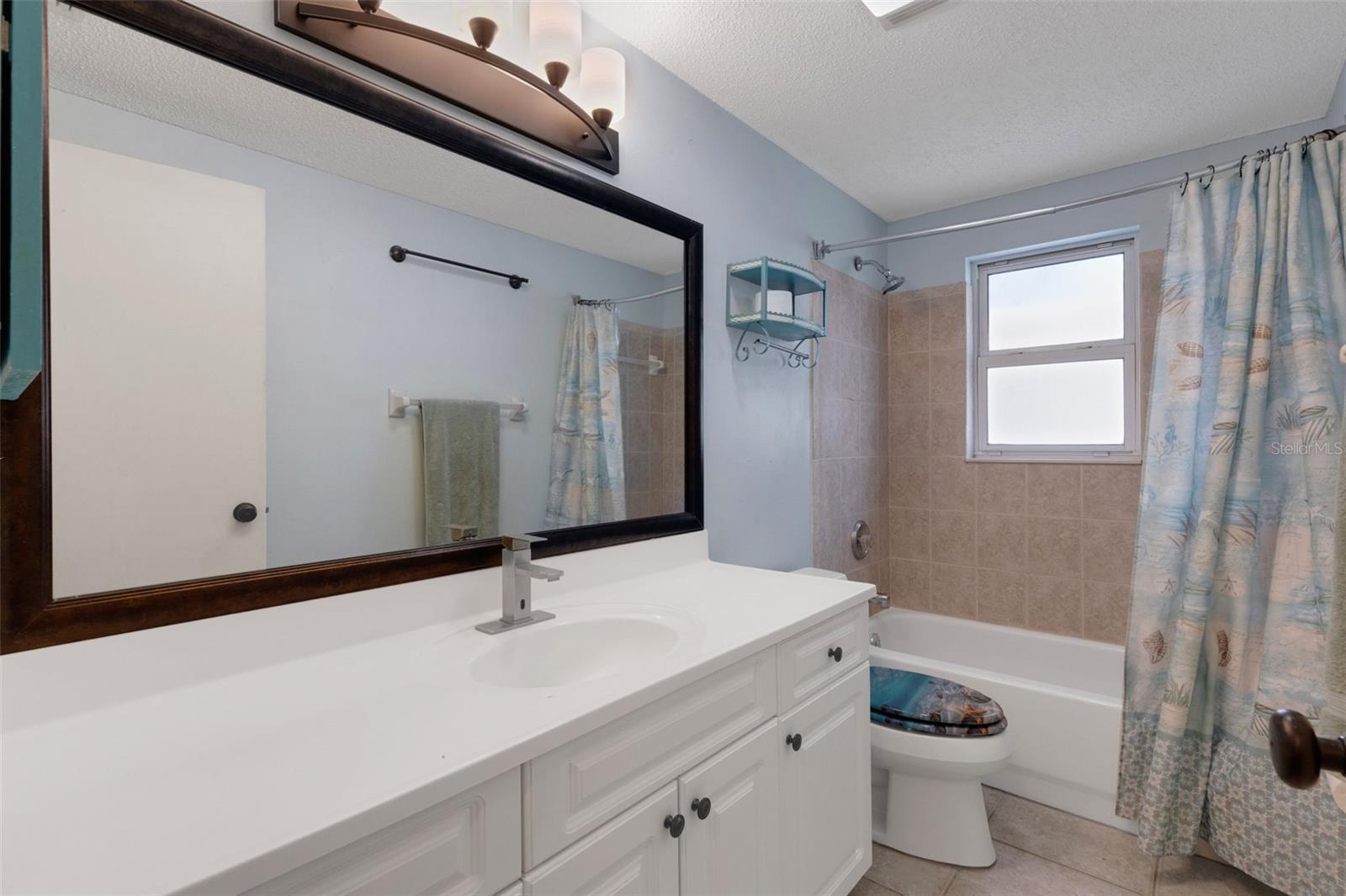 Image 21 of 40 For 2767 17th Street