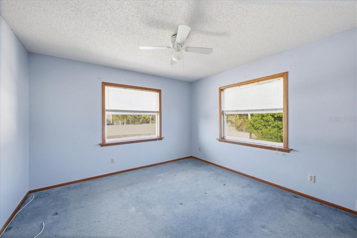 Image 12 of 27 For 416 Magnolia Avenue