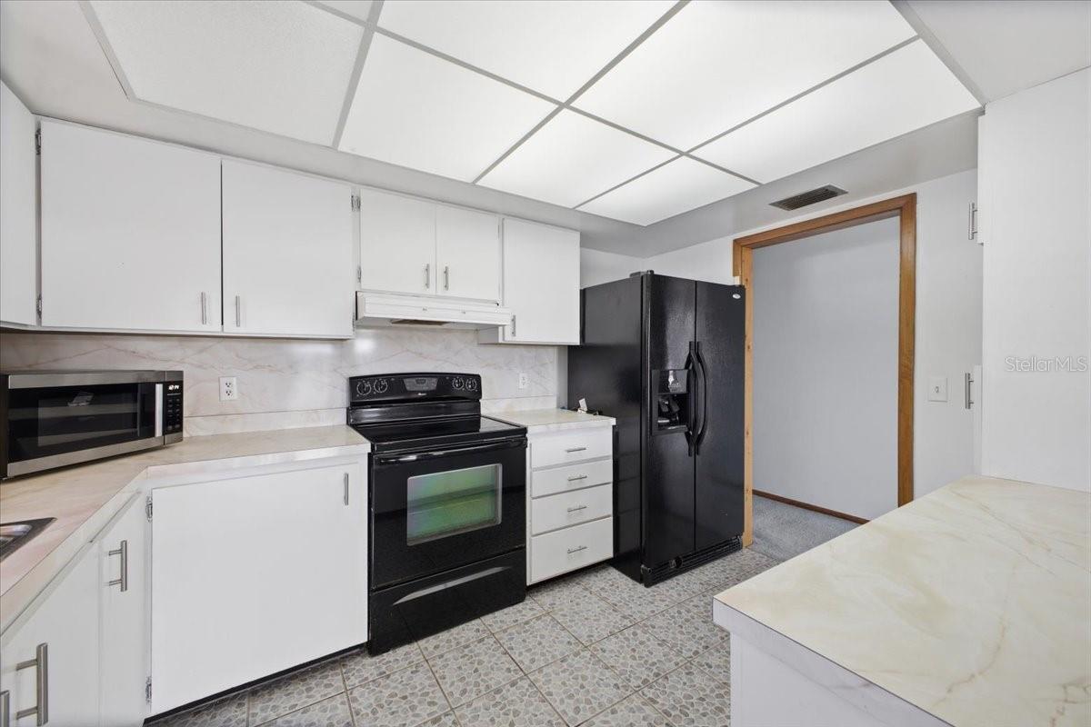 Image 6 of 27 For 416 Magnolia Avenue