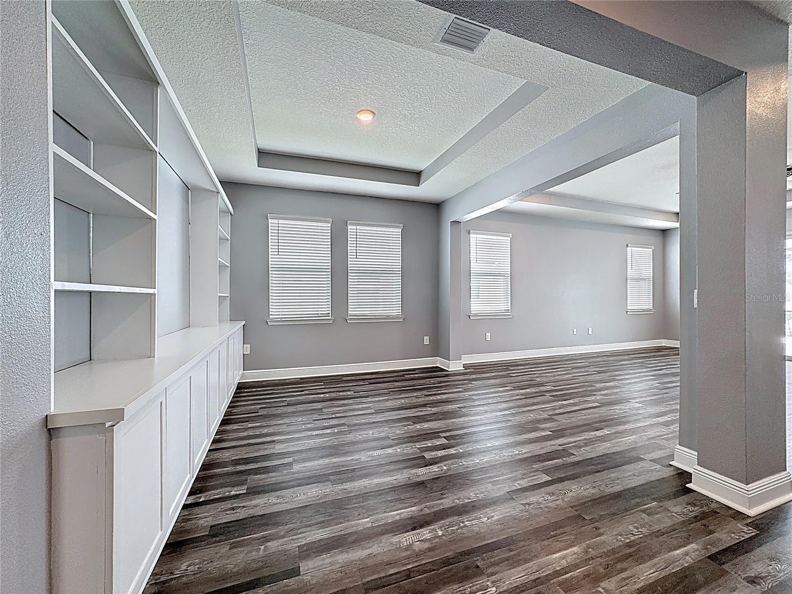 Image 10 of 62 For 17535 Cantarina Cove