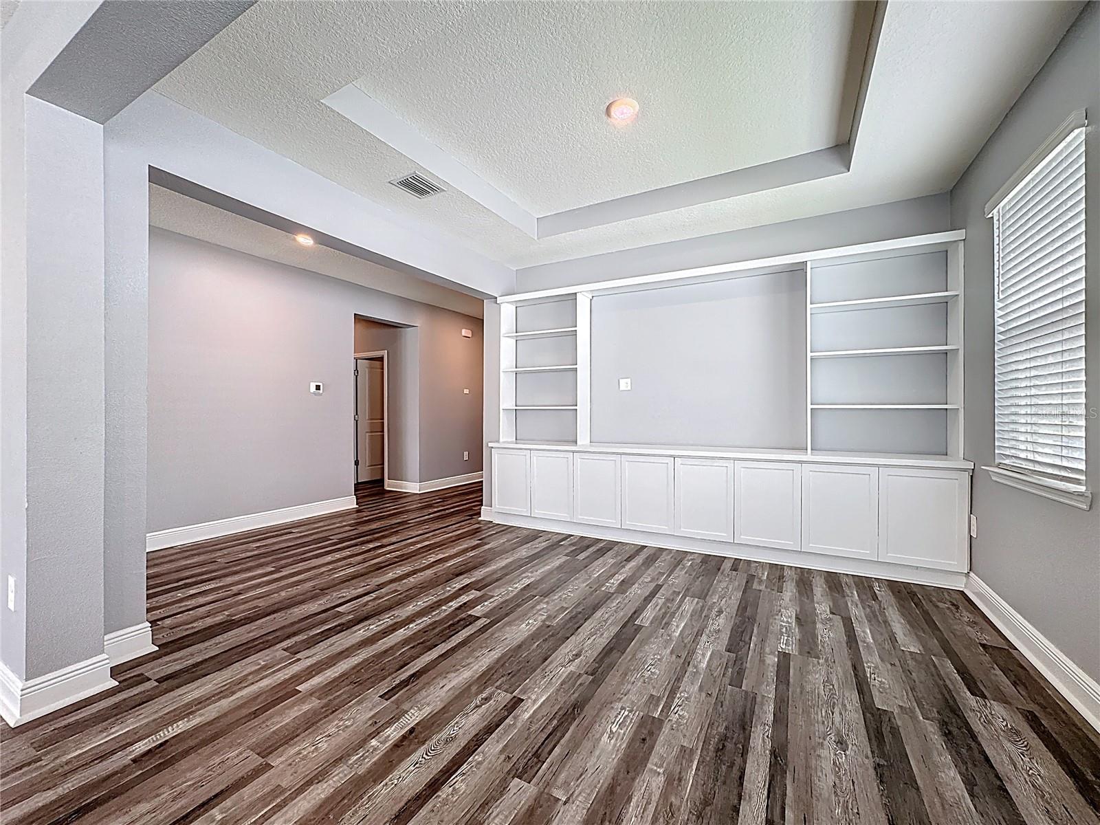 Image 12 of 62 For 17535 Cantarina Cove