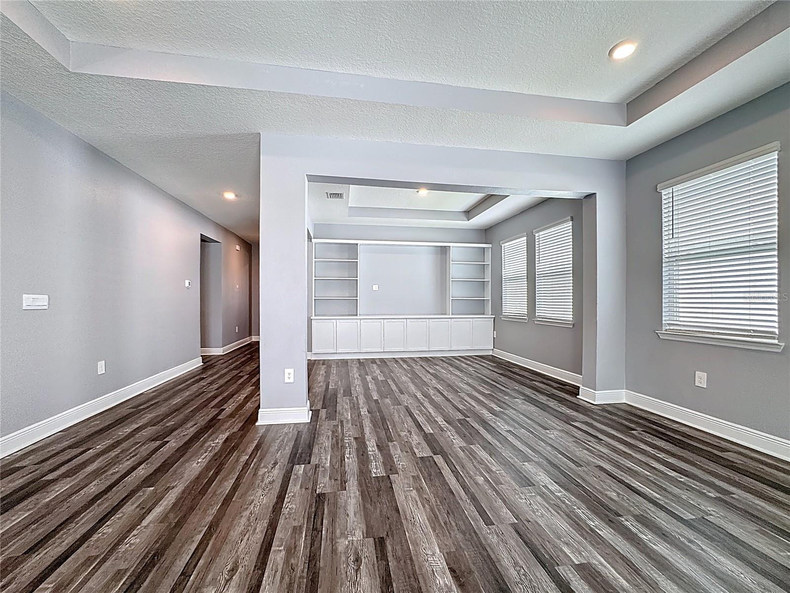 Image 13 of 62 For 17535 Cantarina Cove