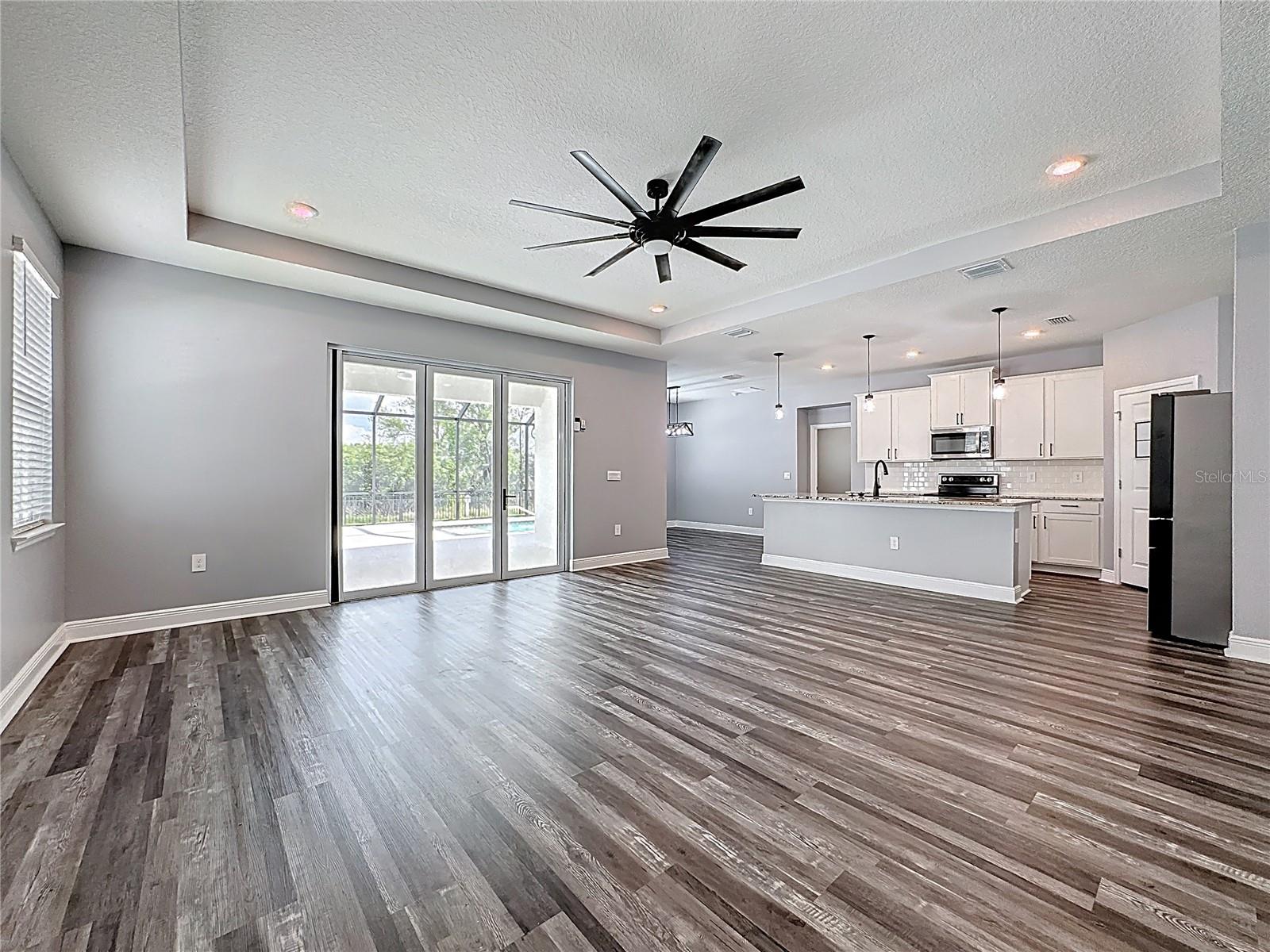 Image 15 of 62 For 17535 Cantarina Cove