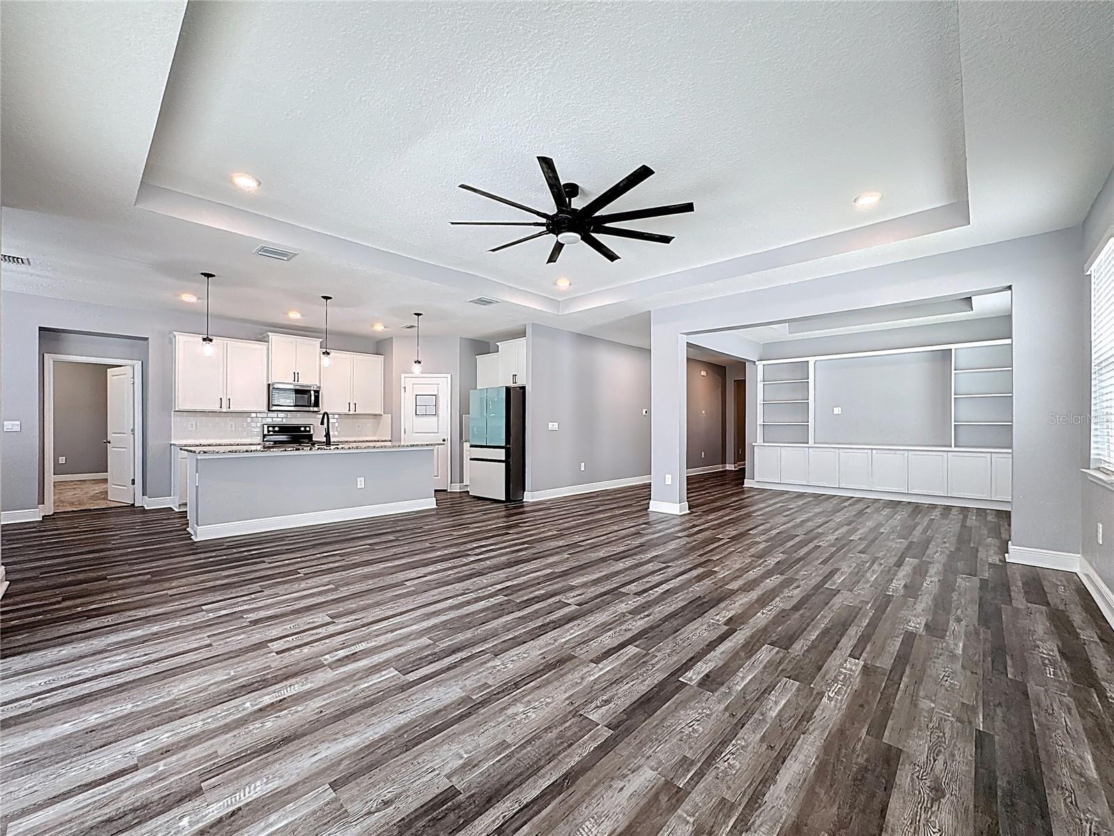 Image 3 of 62 For 17535 Cantarina Cove