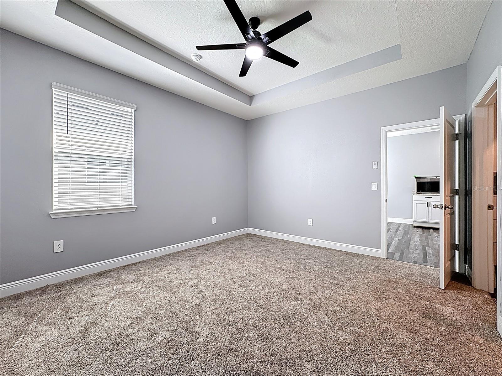 Image 30 of 62 For 17535 Cantarina Cove