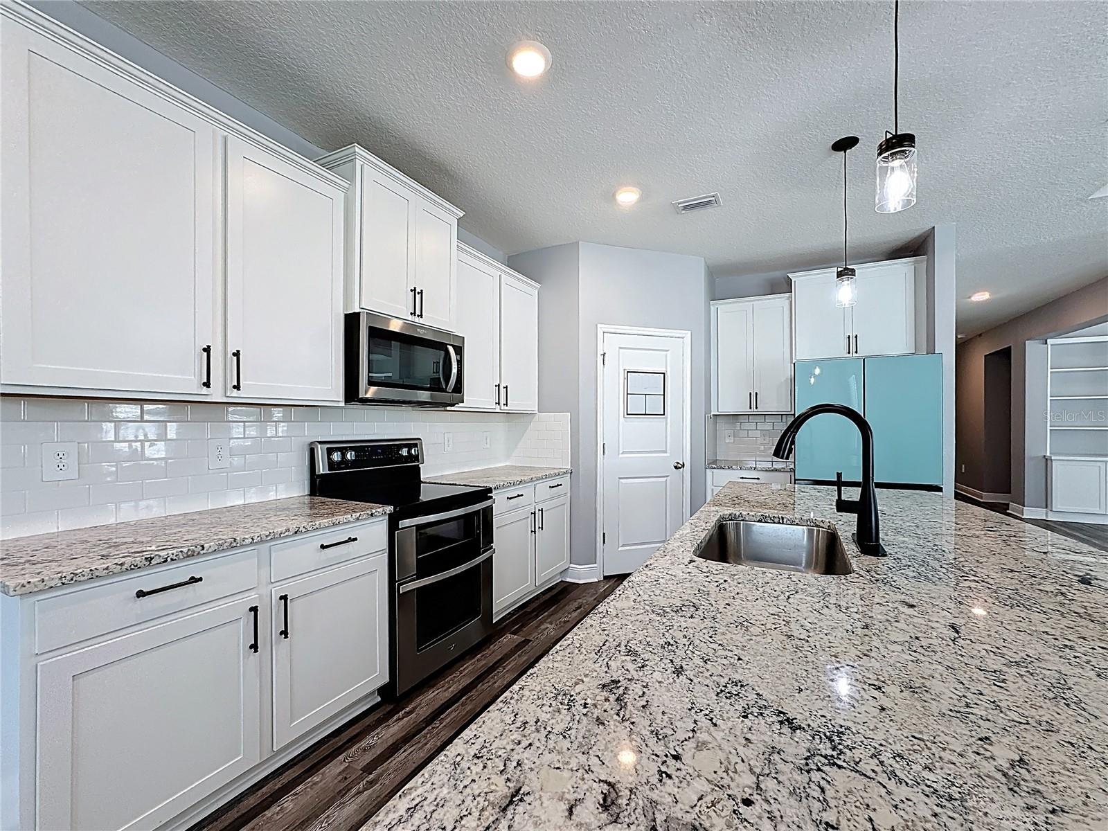 Image 4 of 62 For 17535 Cantarina Cove