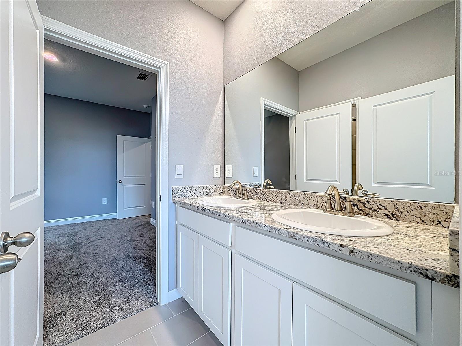 Image 44 of 62 For 17535 Cantarina Cove