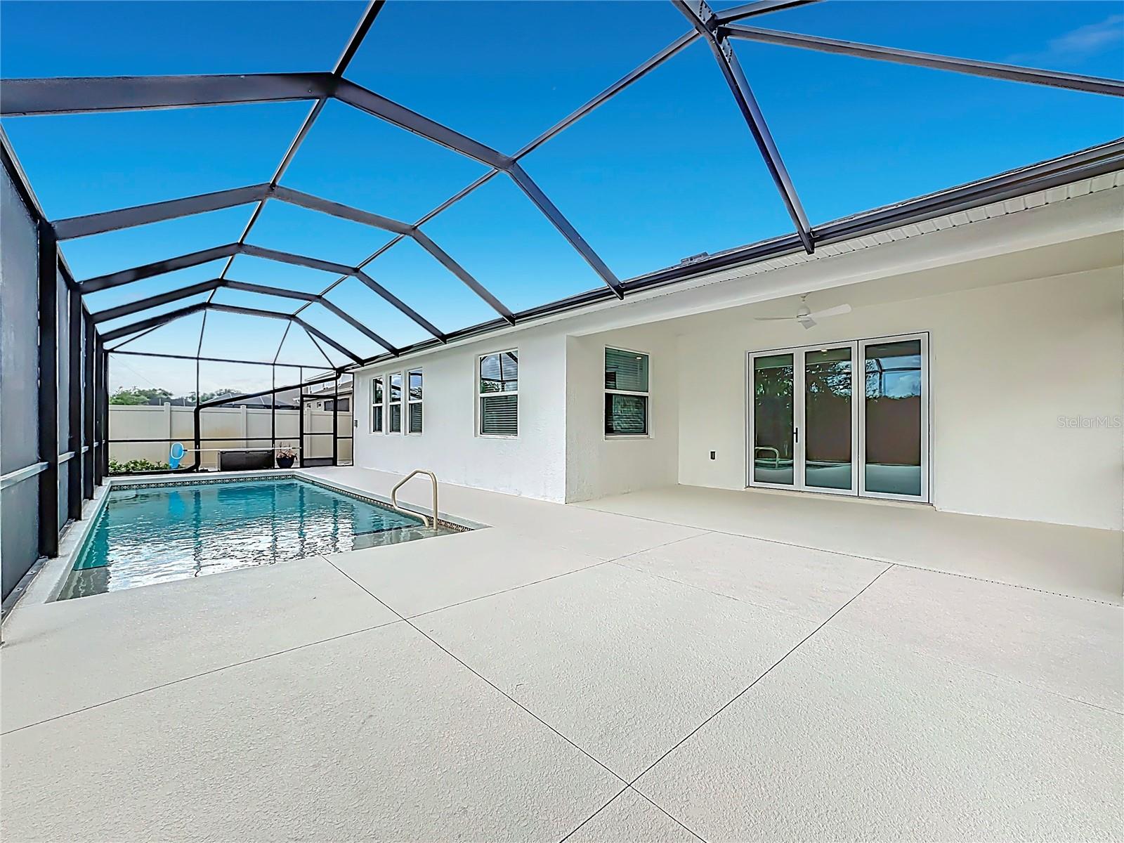 Image 53 of 62 For 17535 Cantarina Cove