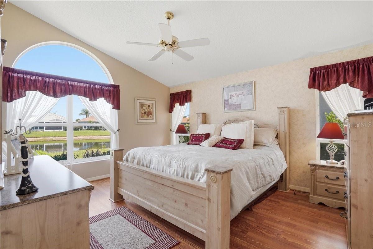 Image 25 of 40 For 5013 Seagrass Drive