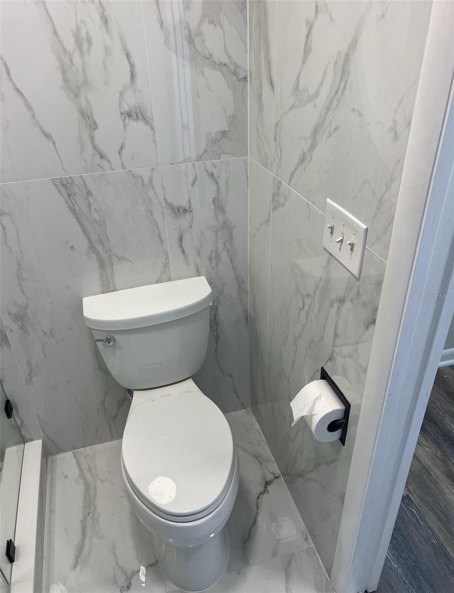 Image 12 of 22 For 4219 2nd Avenue Ne