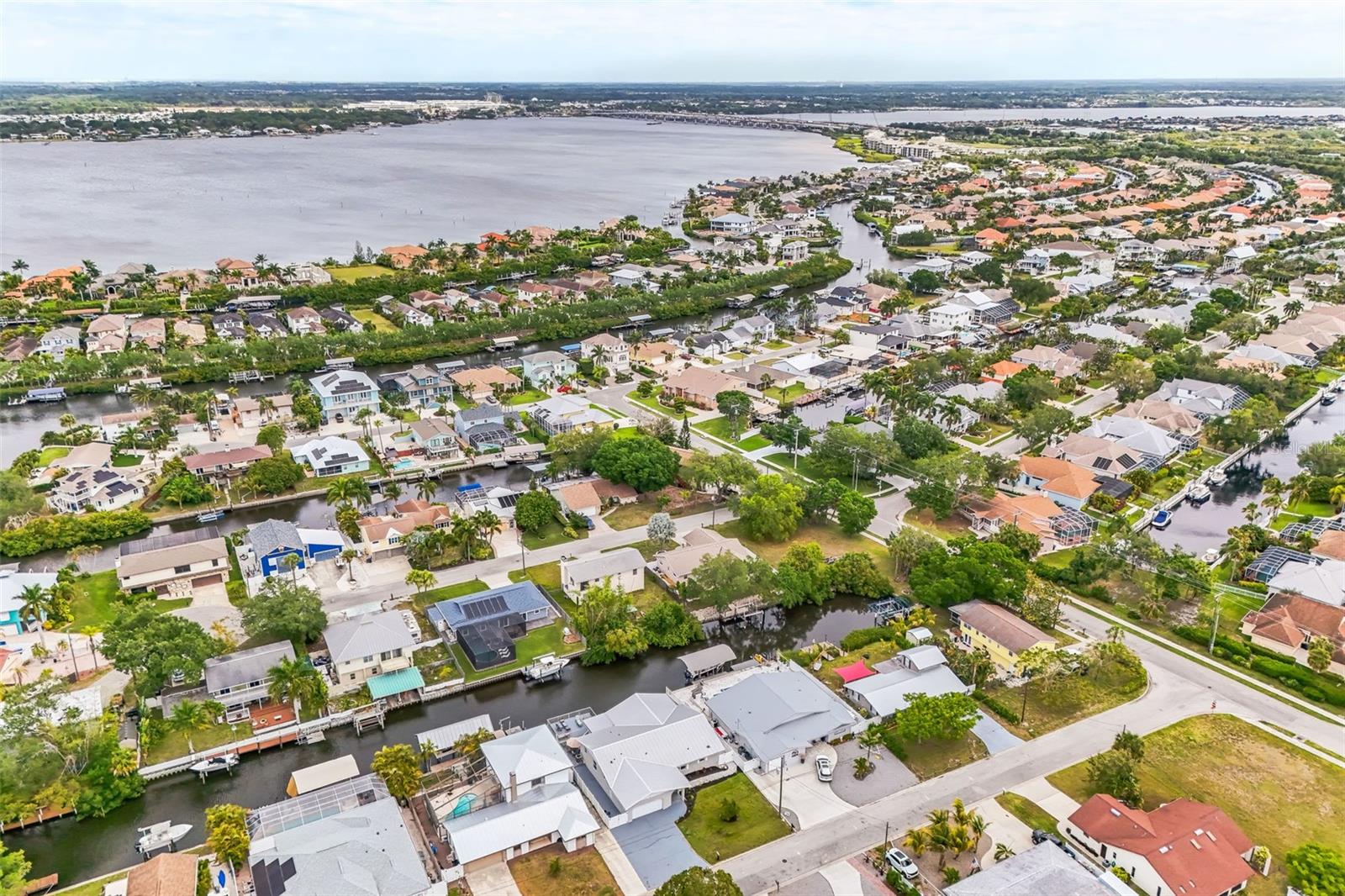 Image 15 of 22 For 4219 2nd Avenue Ne