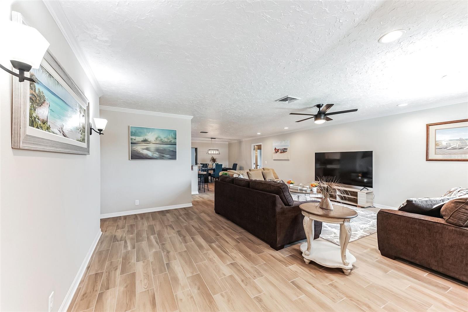 Image 9 of 22 For 4219 2nd Avenue Ne